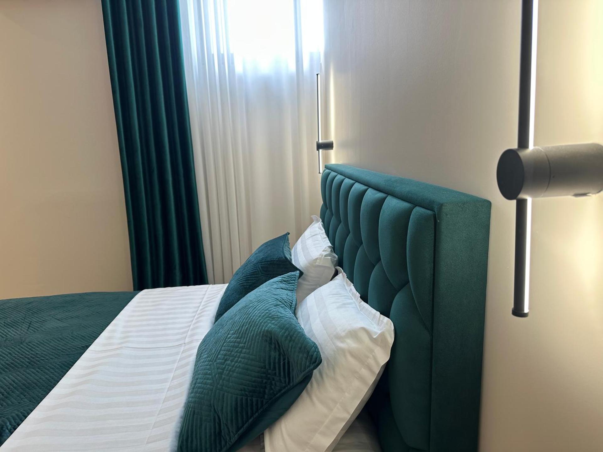 Luxury Hotel By Gjyshi - Photo 31