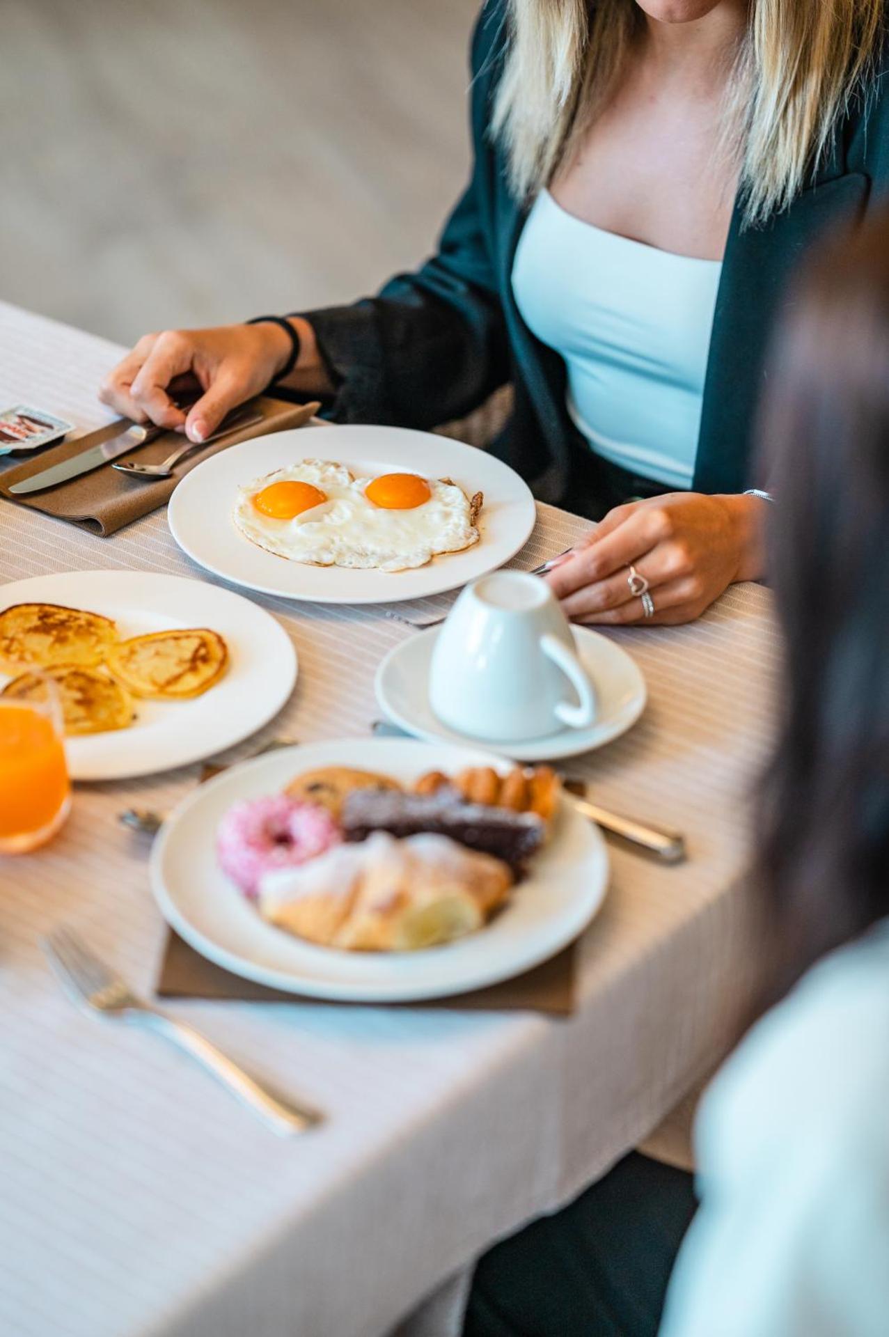 Park Hotel Maracaibo - Photo 203