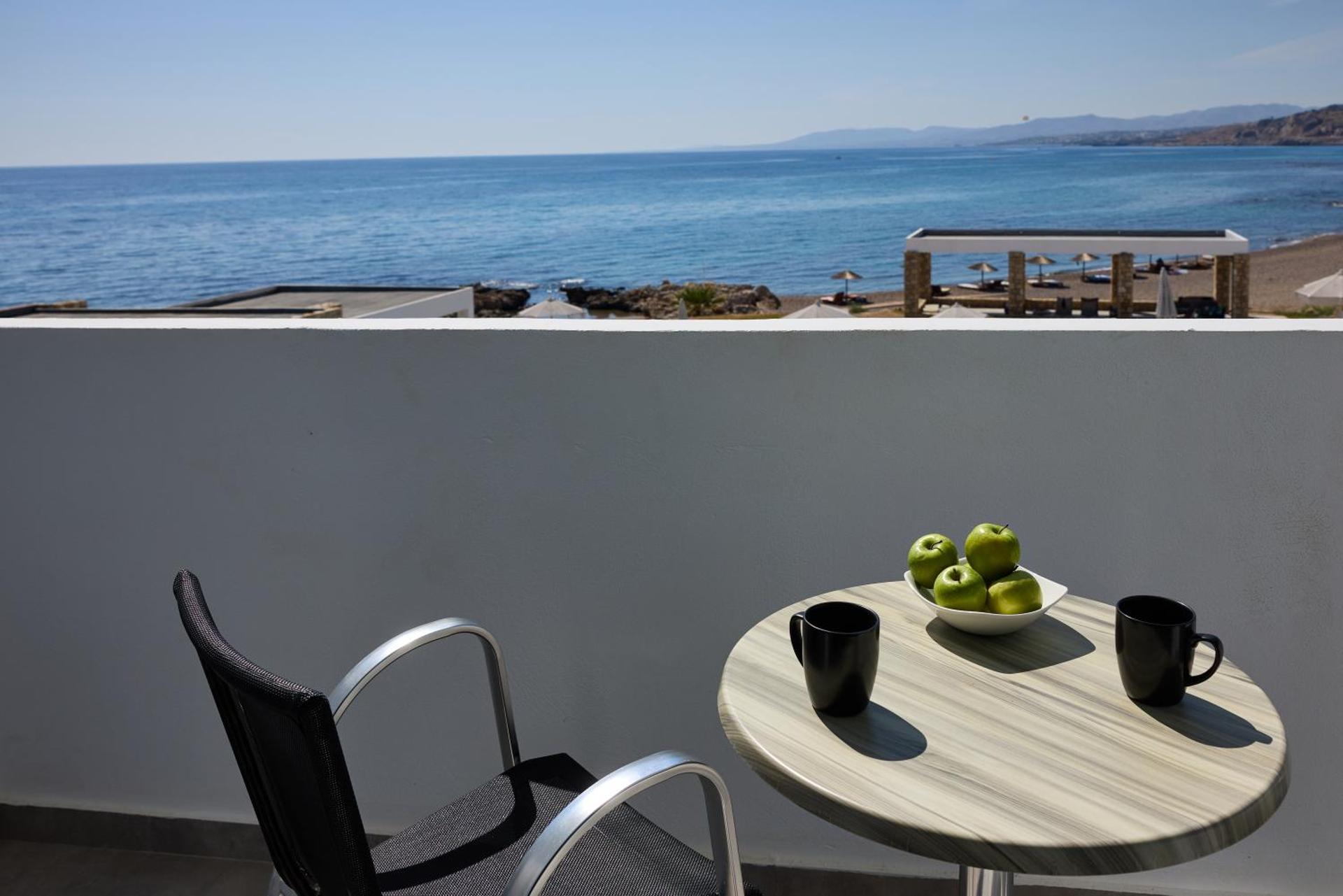 Sunrise Hotel - Photo 31