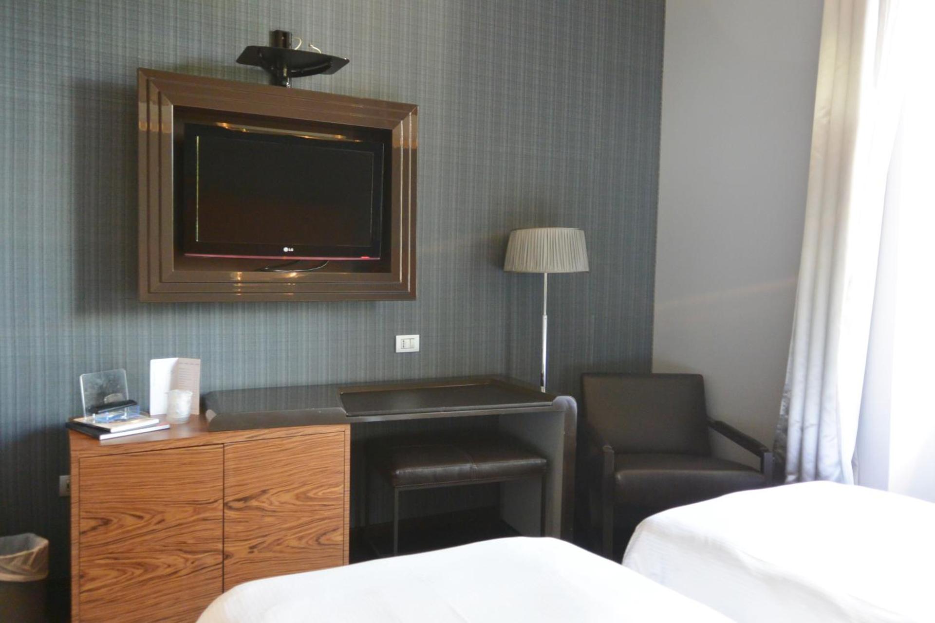 Hotel Moderno - Photo 59