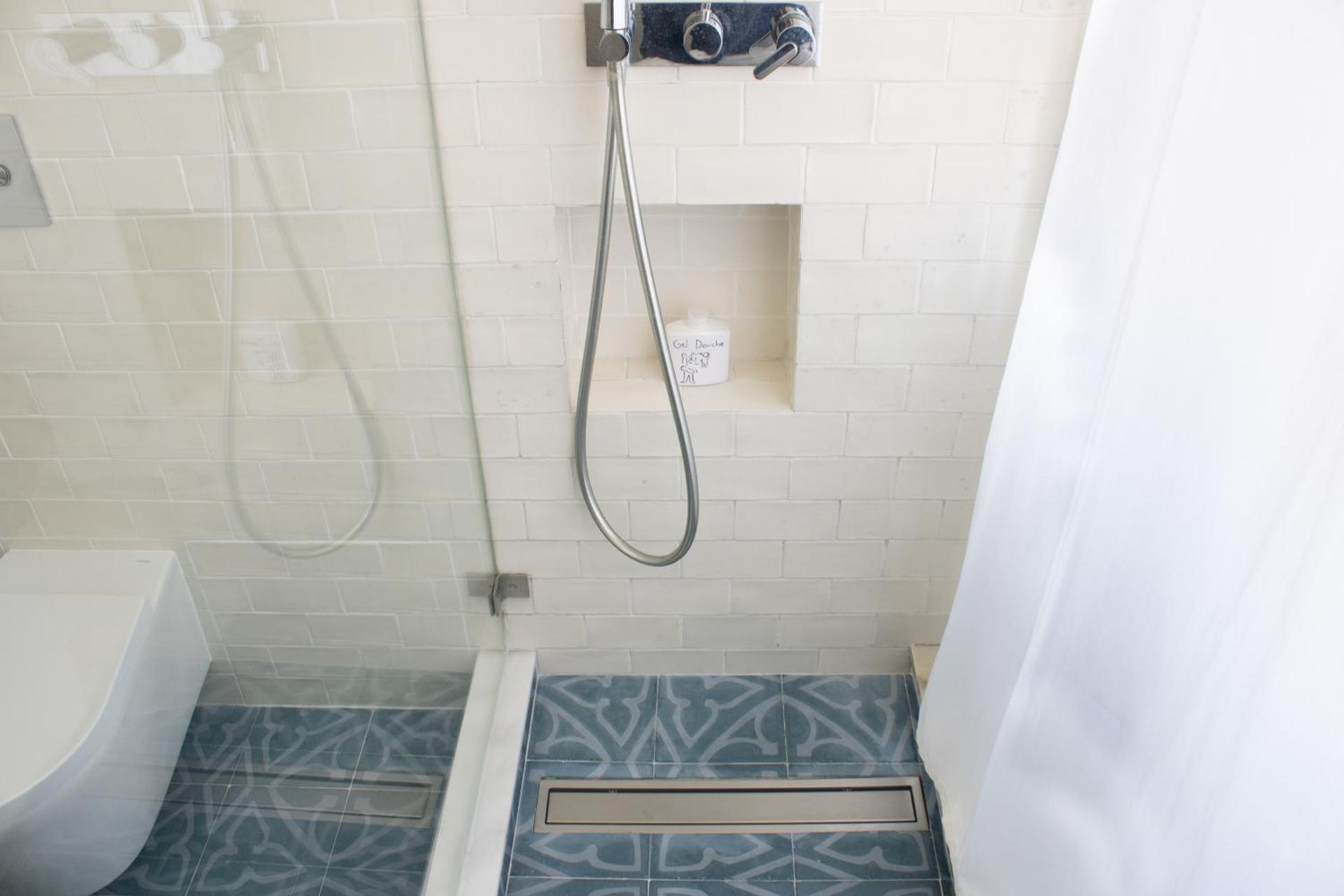 Votre chambre avec salle de bain privée et balcon végétal à Lisbonne Amoreiras - Your Room with private bathroom and balcony in Lisbon Amoreiras - Photo 5