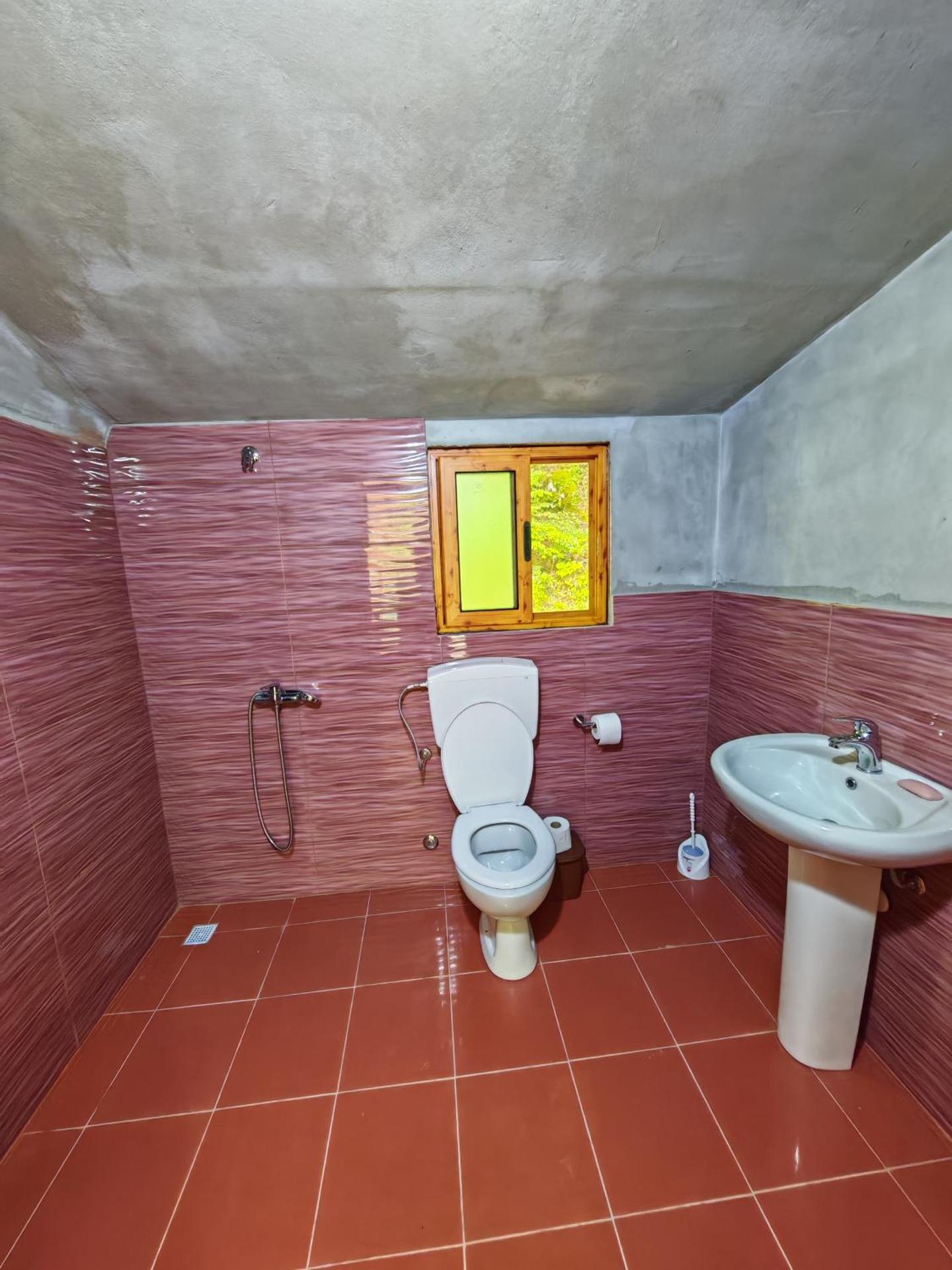 Riverside Komani Lake - Photo 87