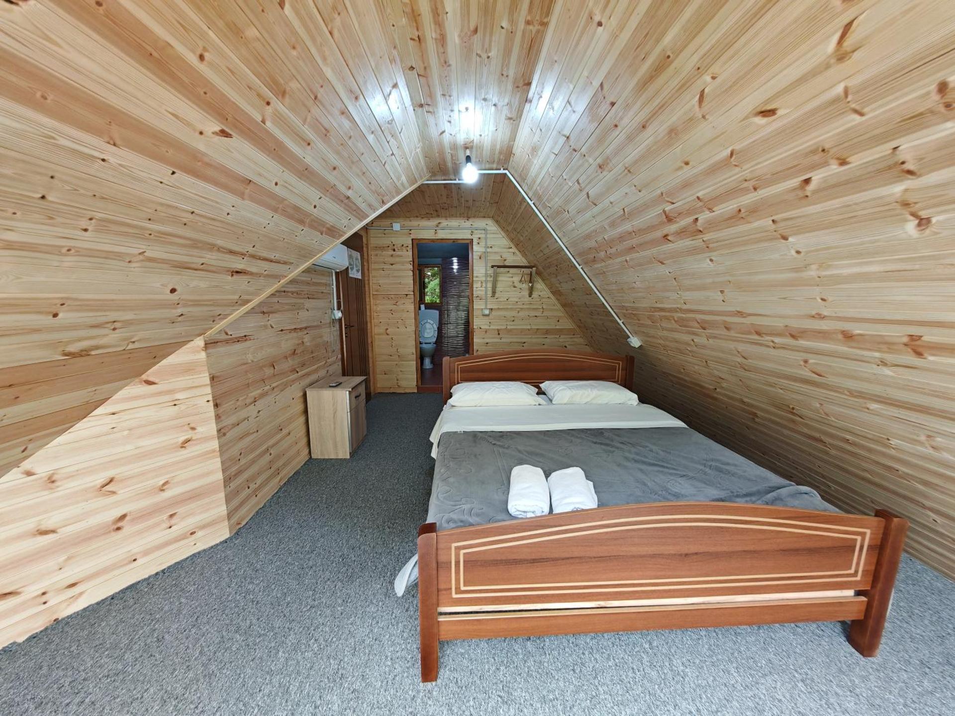 Riverside Komani Lake - Photo 90