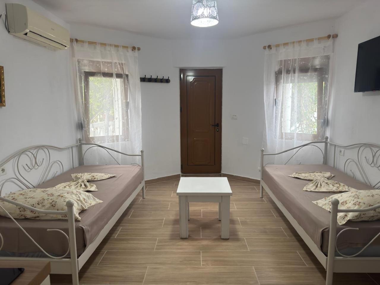 Mustafaraj Apartments Ksamil - Photo 10