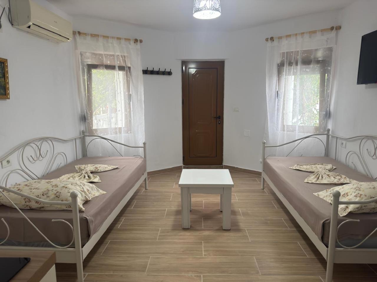 Mustafaraj Apartments Ksamil - Photo 9