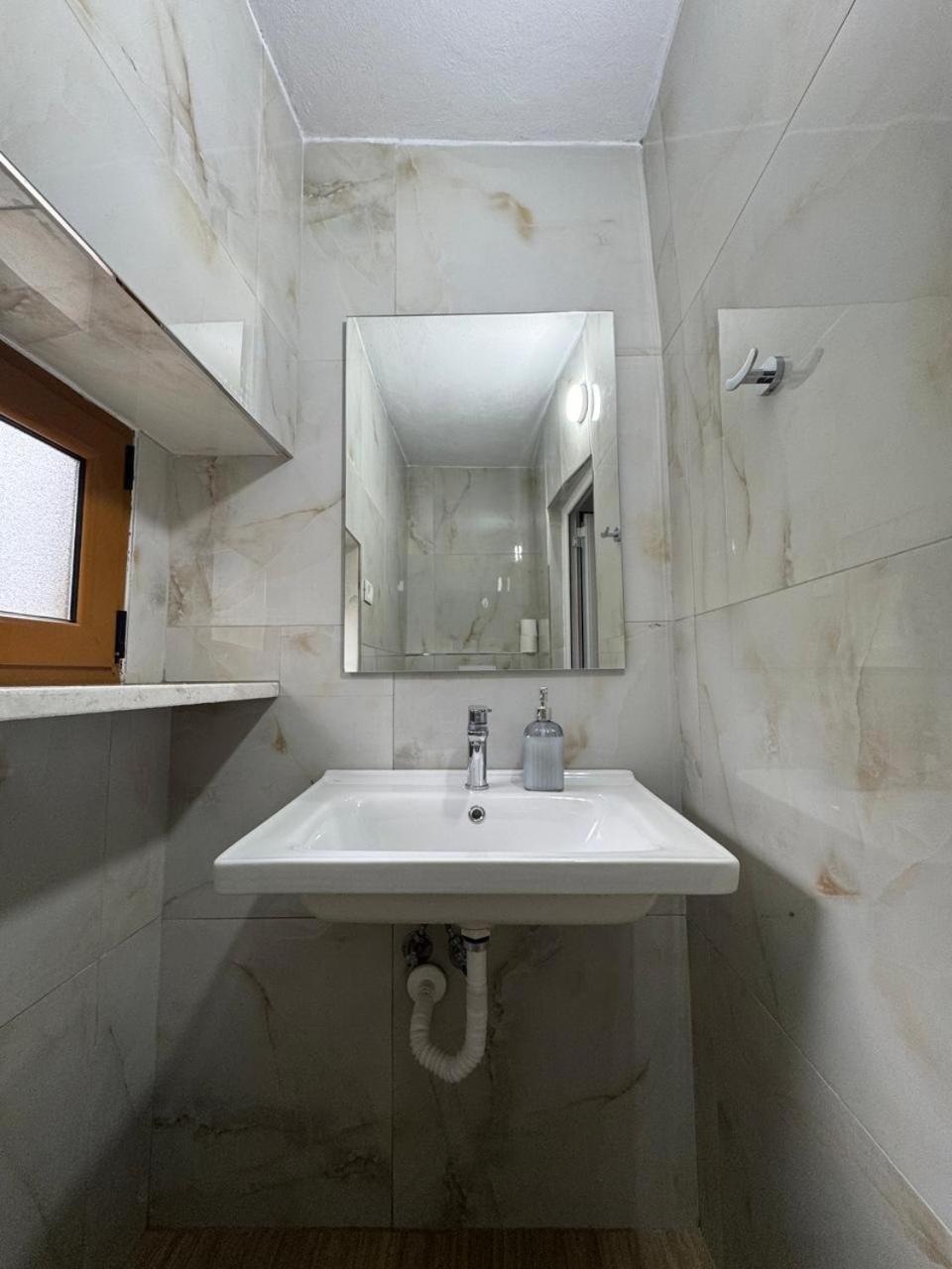 Mustafaraj Apartments Ksamil - Photo 8