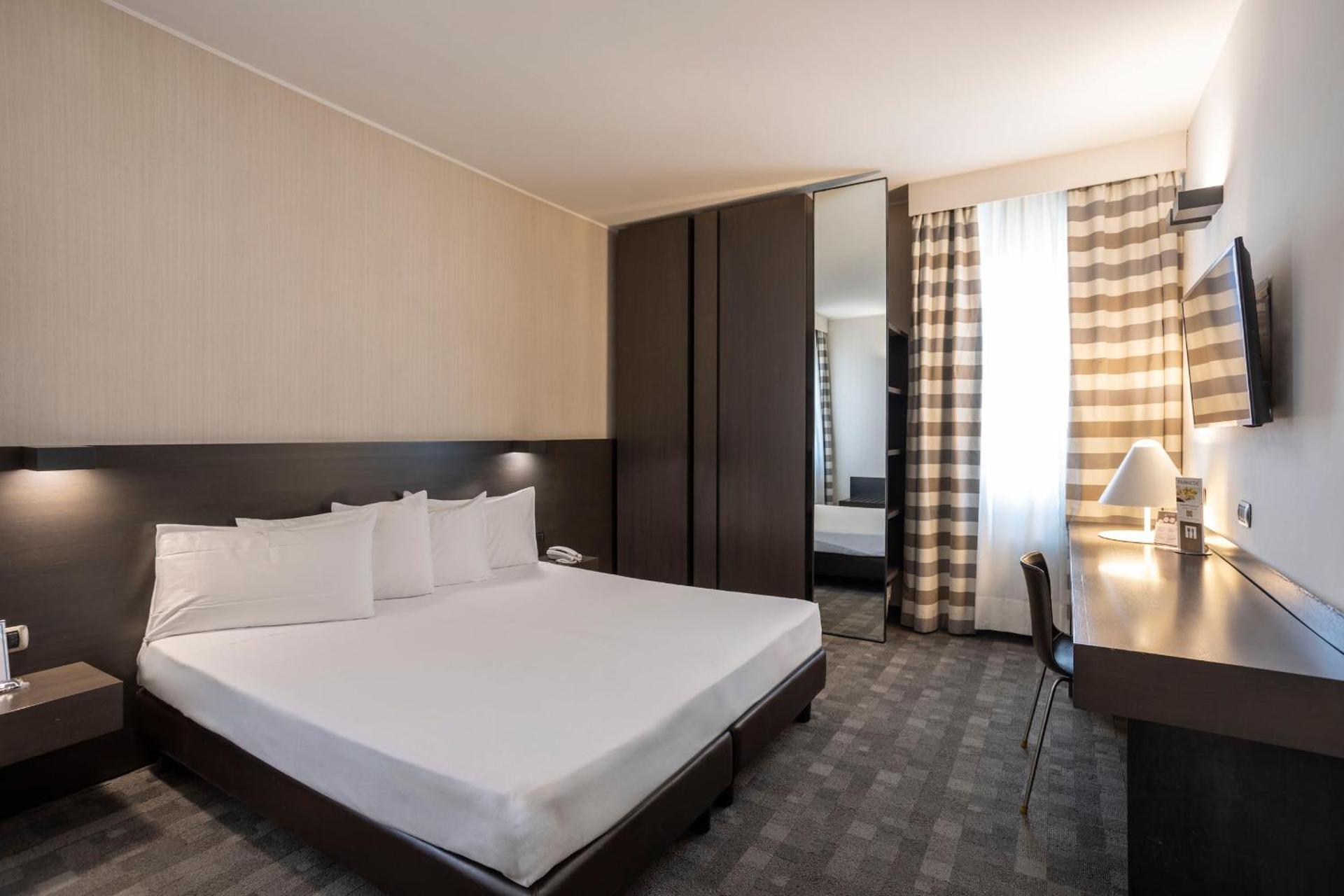 King Double or Twin Room