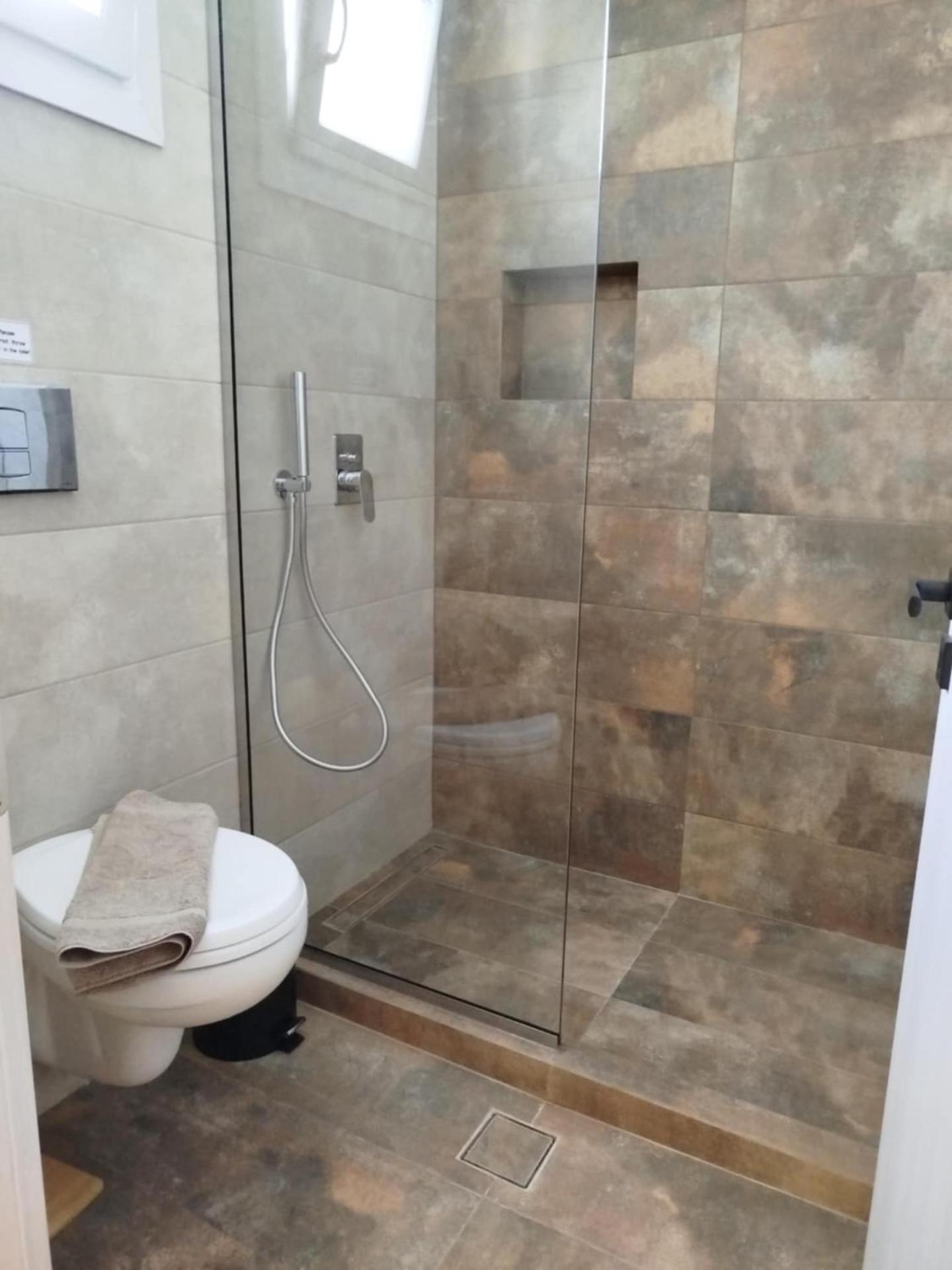 Glaronisia Hotel - Photo 68