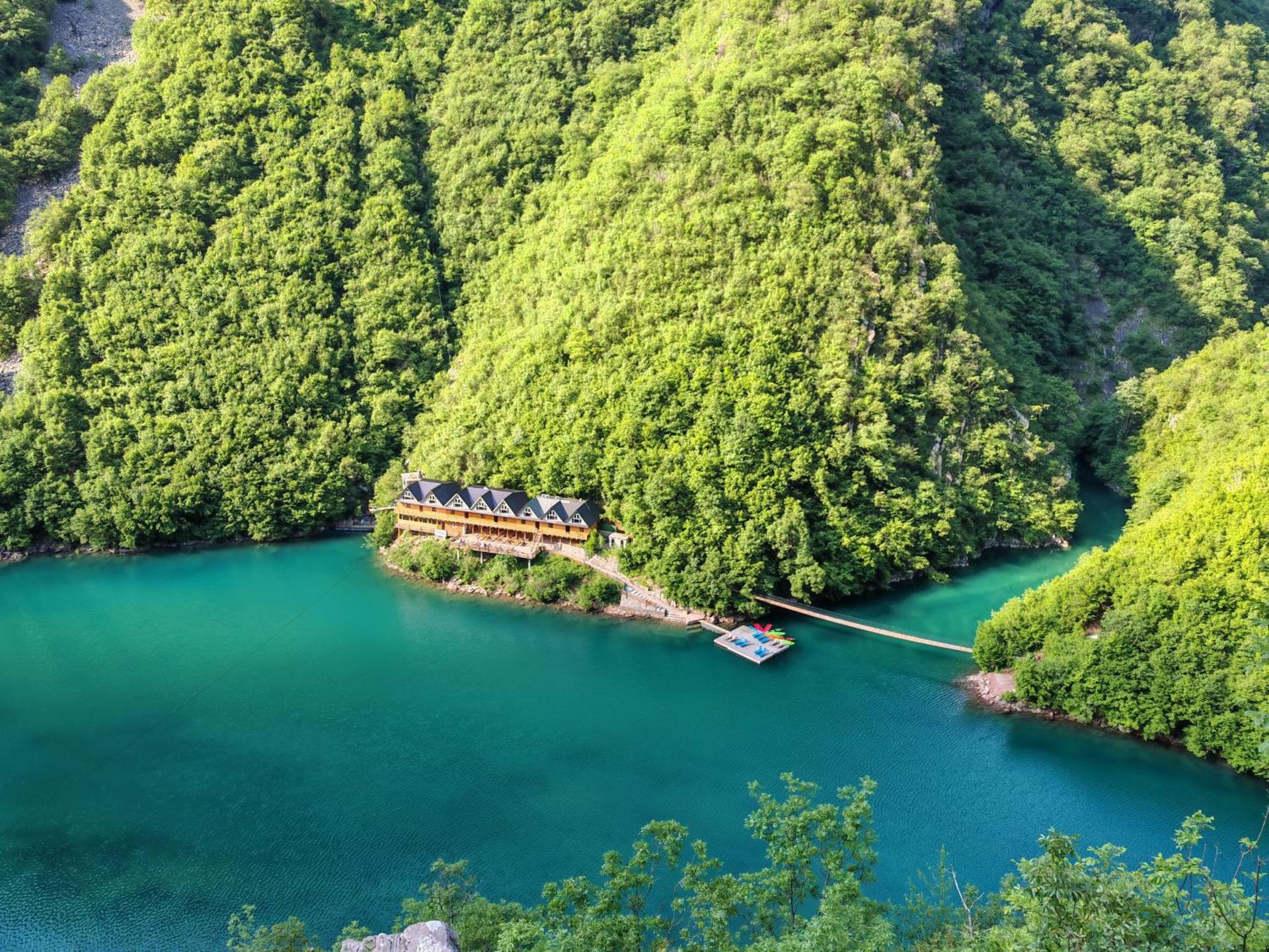 Riverside Komani Lake - Photo 117