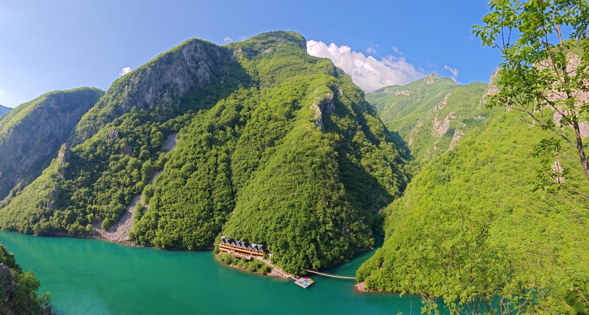 Riverside Komani Lake - Photo 119