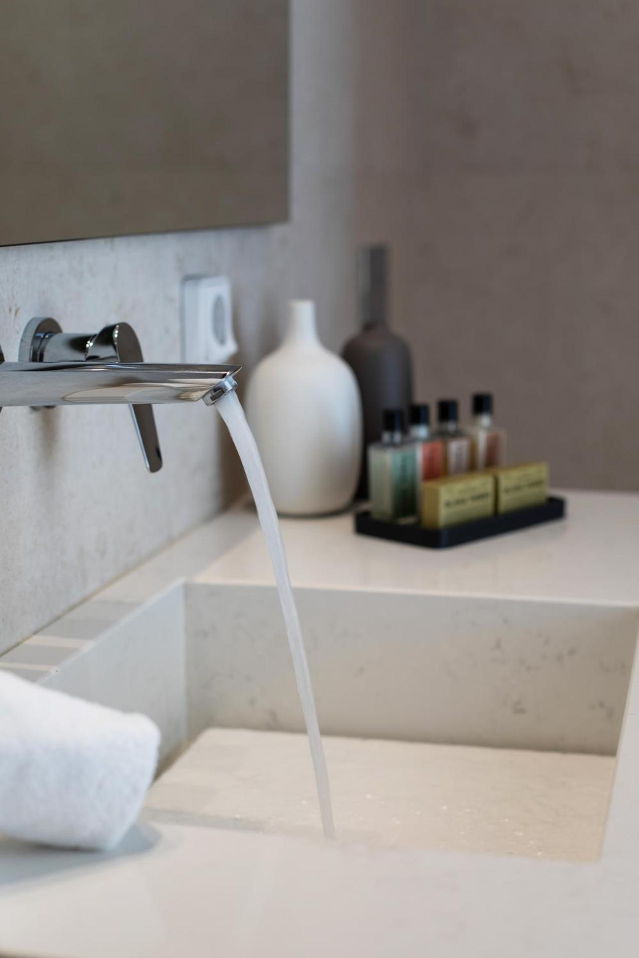 Paradise View Hotel - Photo 39