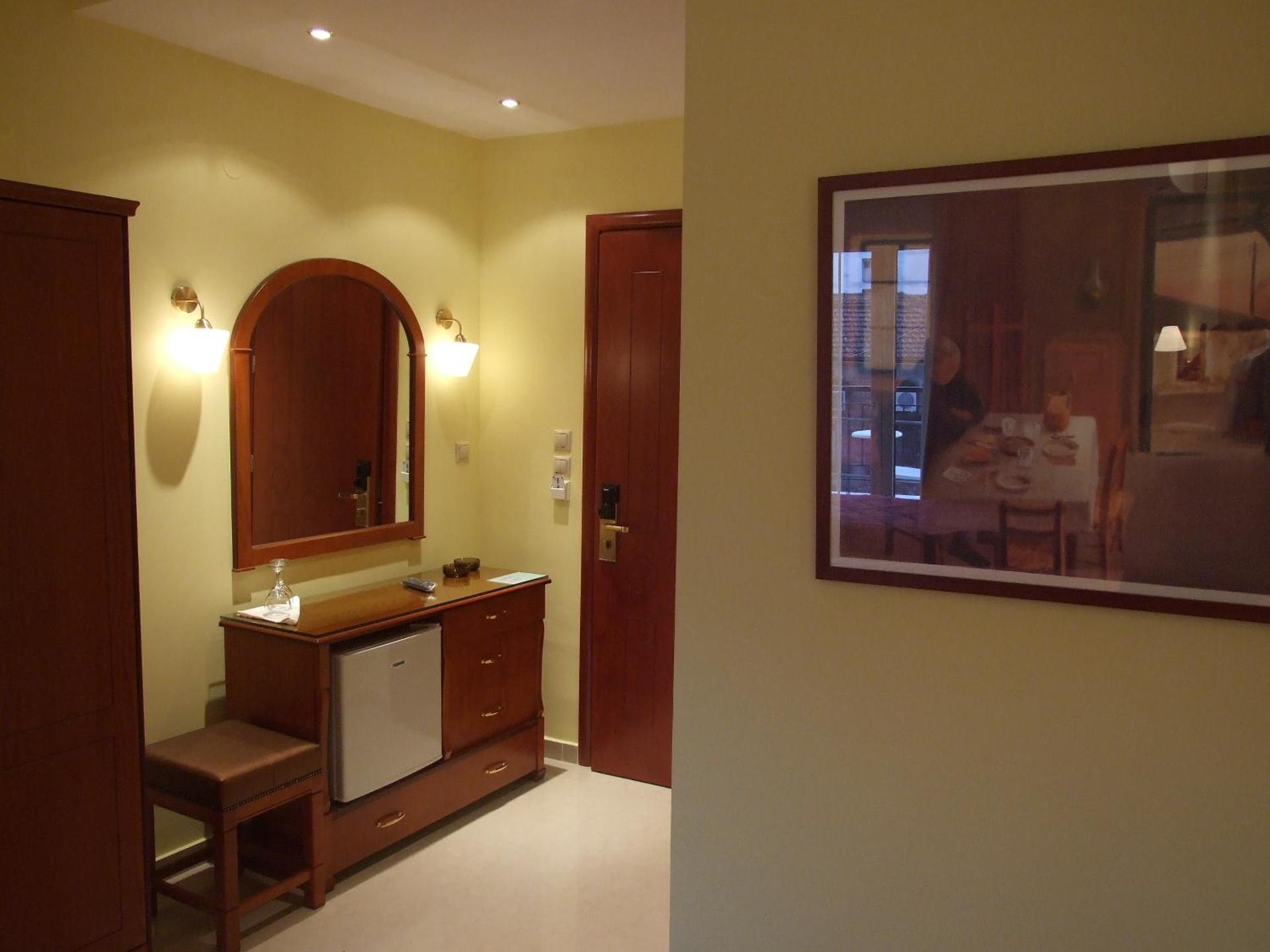 Hotel Avra - Photo 72