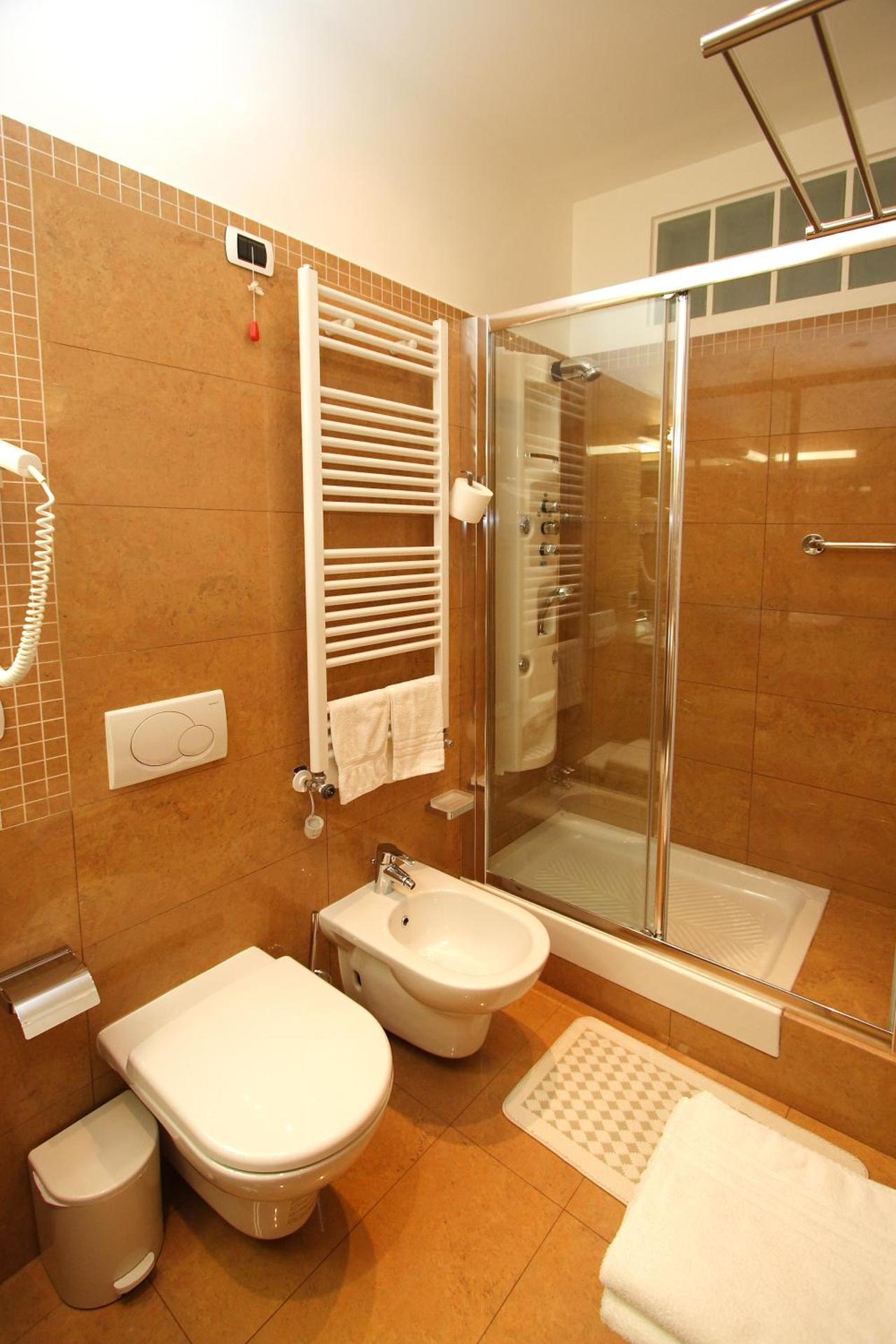 Hotel Roma - Photo 22