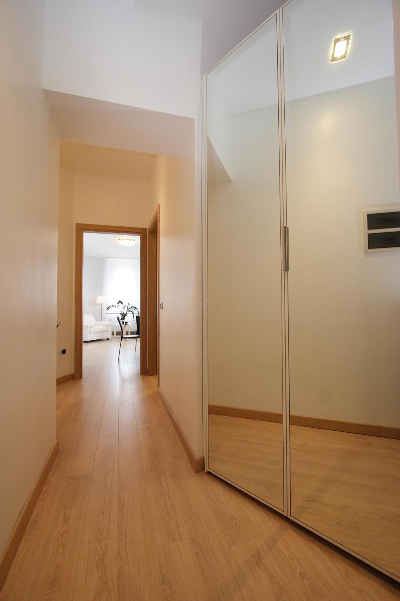 Studio (4 Adults) - Photo 2