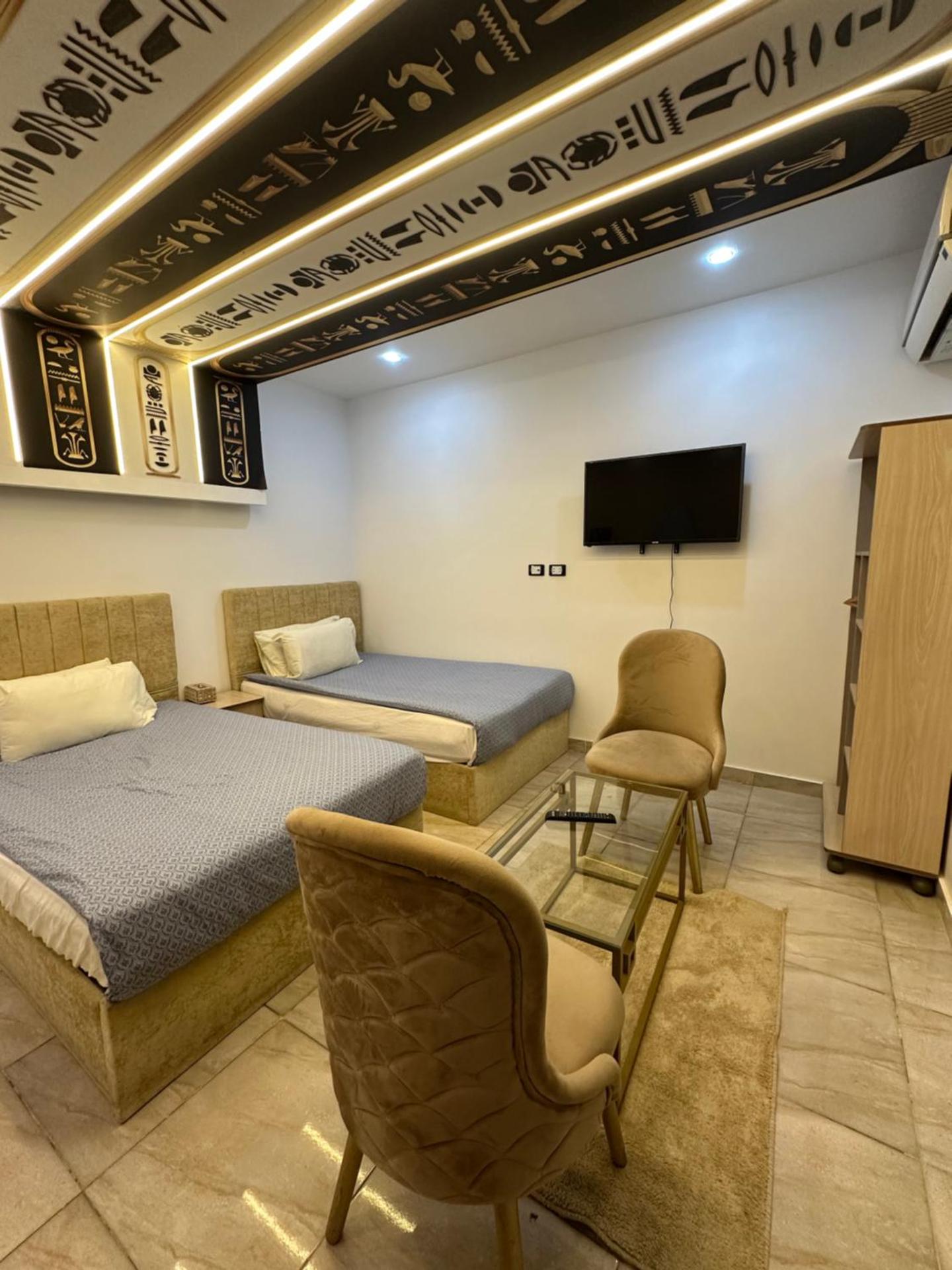 Linda Pyramids view - Photo 30