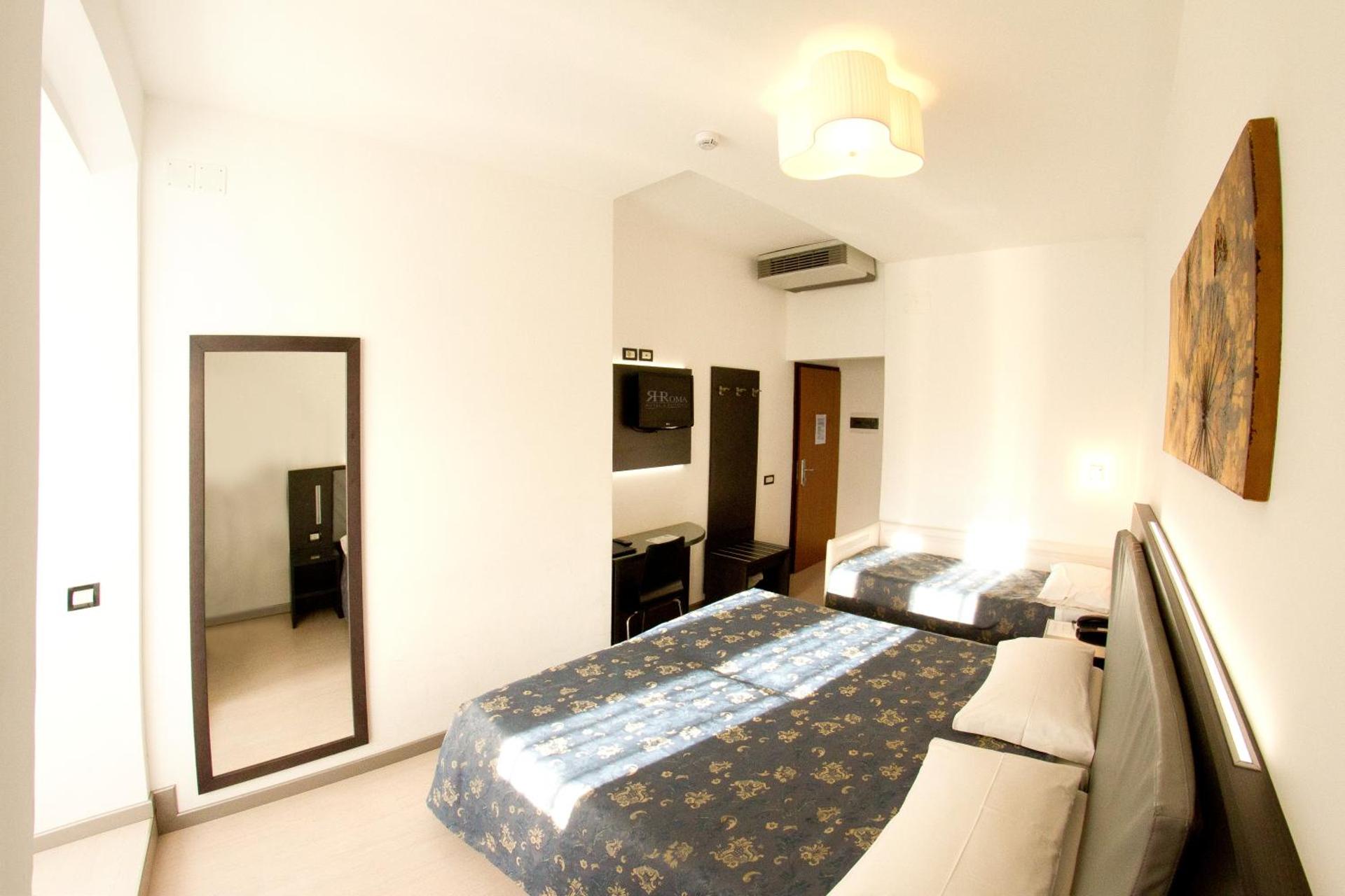 Hotel Roma - Photo 100