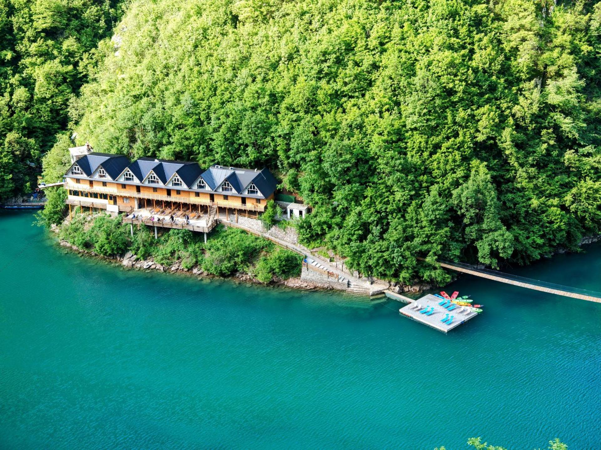 Riverside Komani Lake - Photo 99