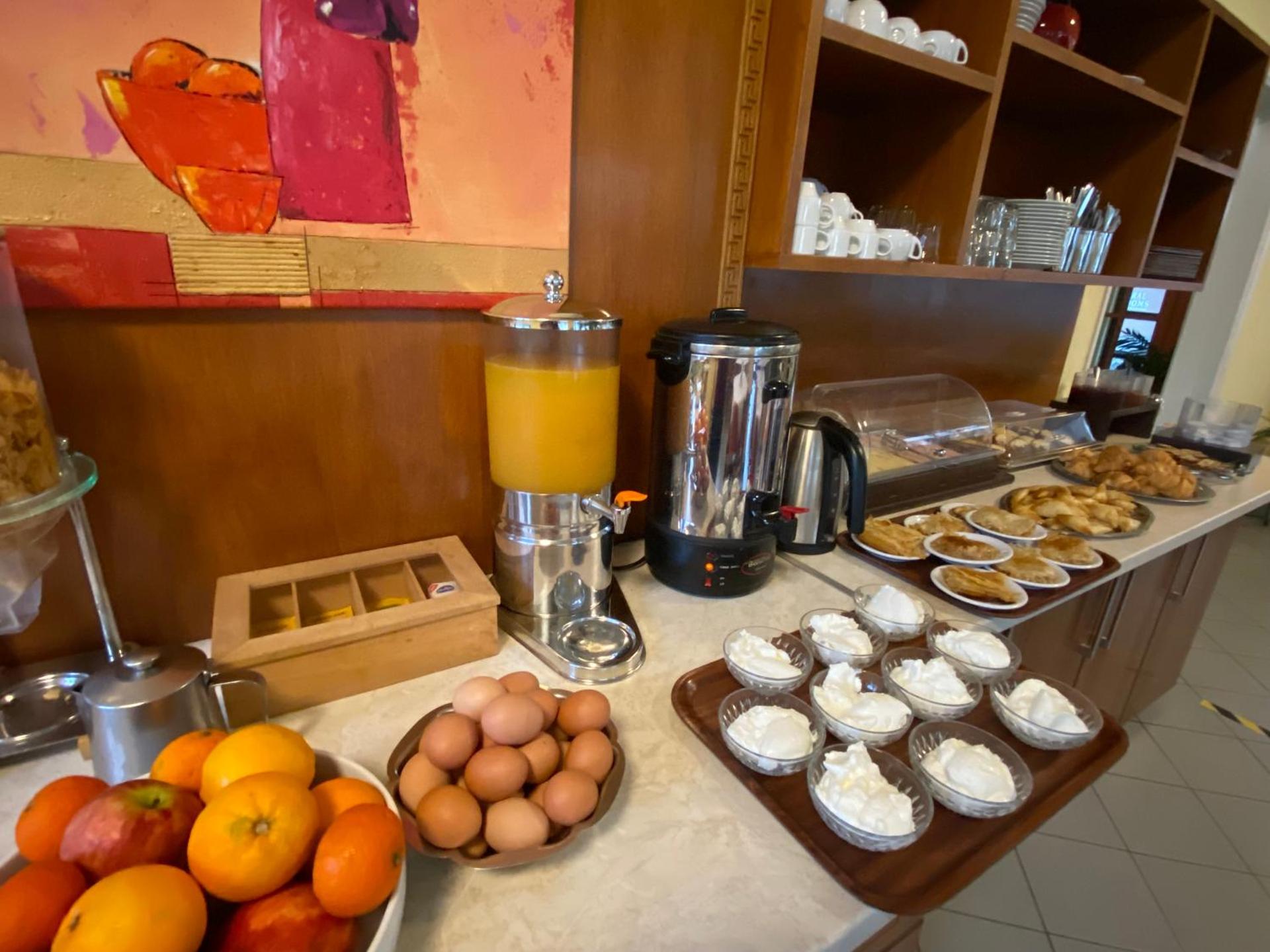 Hotel Kronio - Photo 8