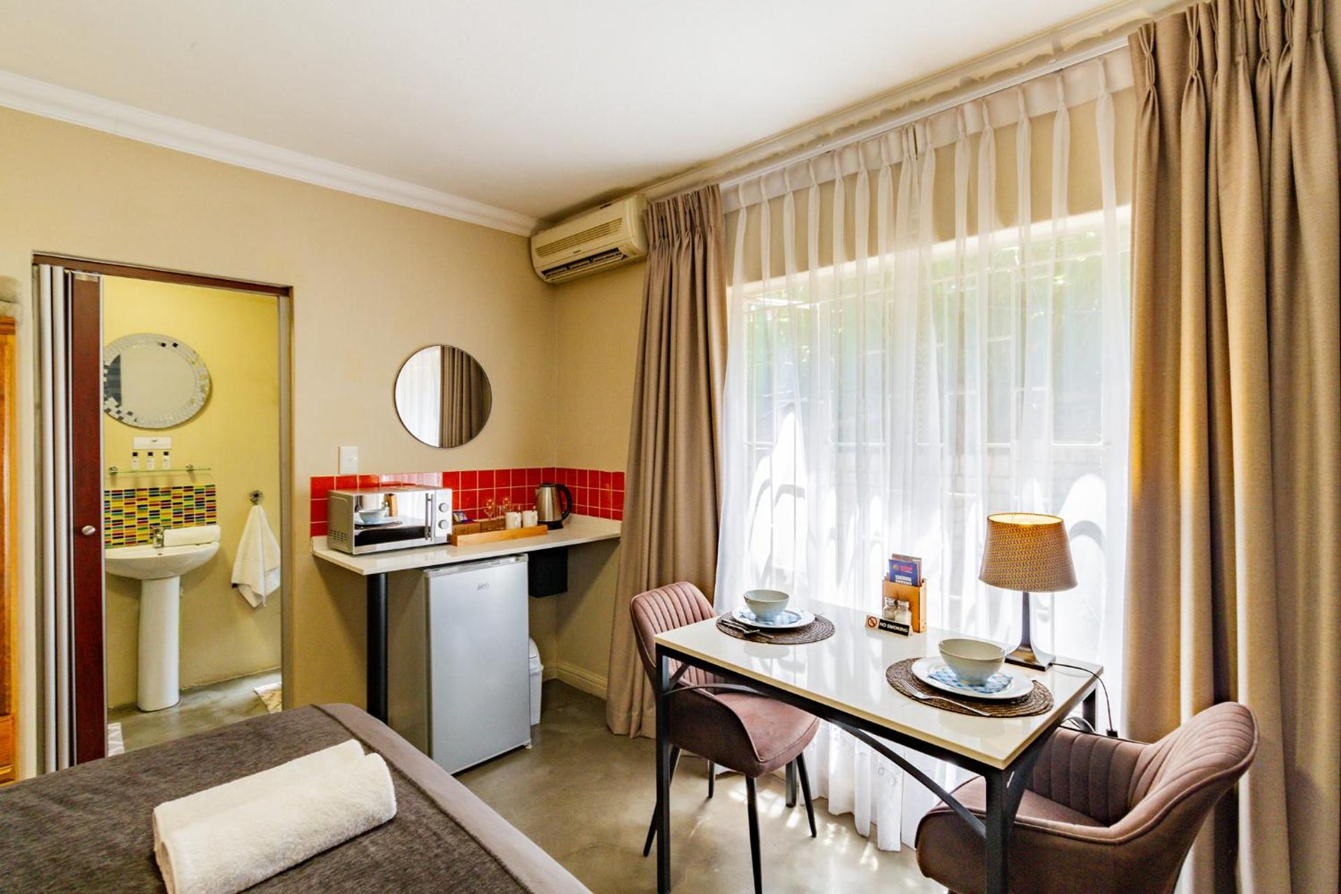 Pumleni Guesthouse - Photo 33