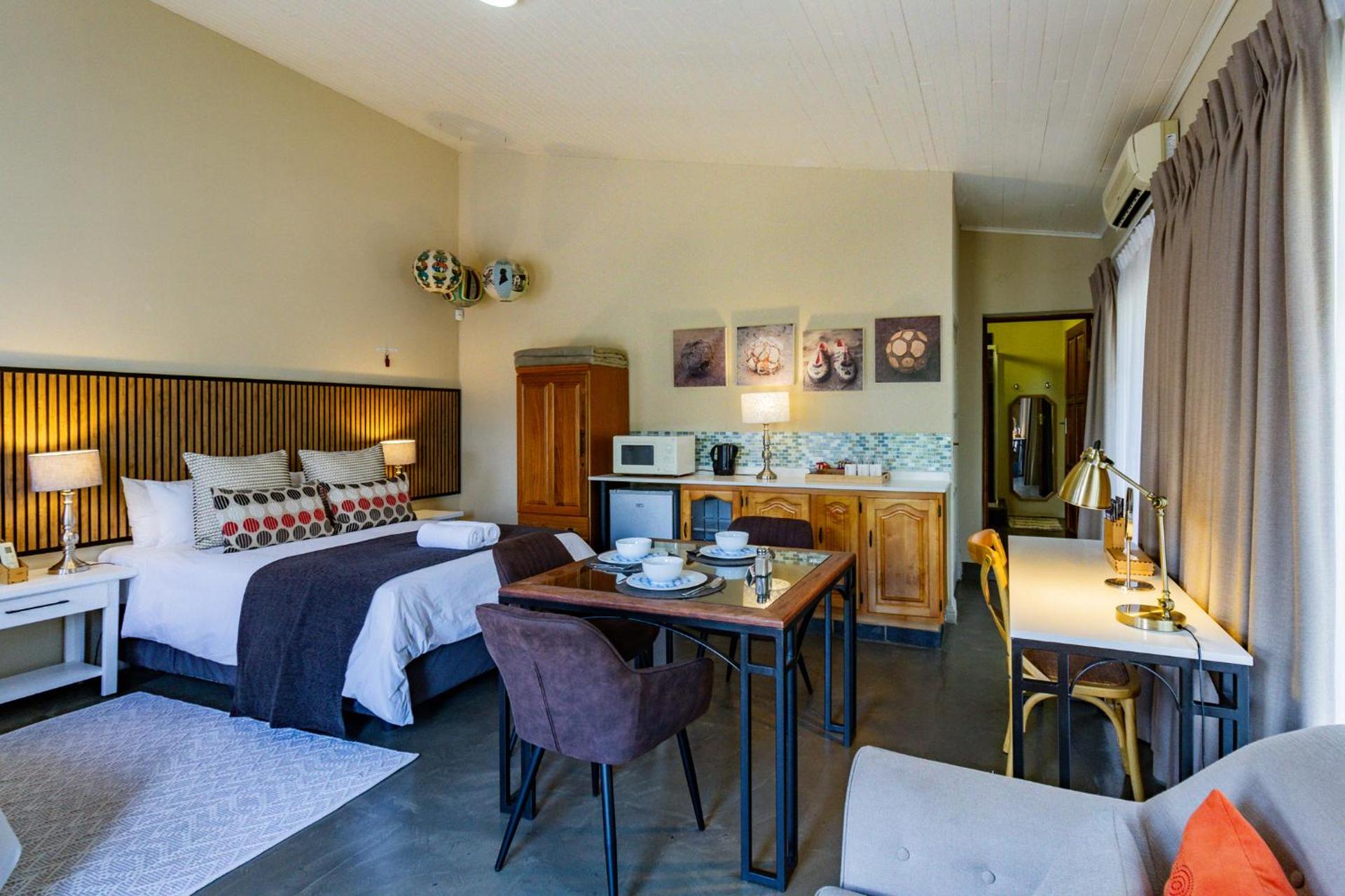 Pumleni Guesthouse - Photo 6