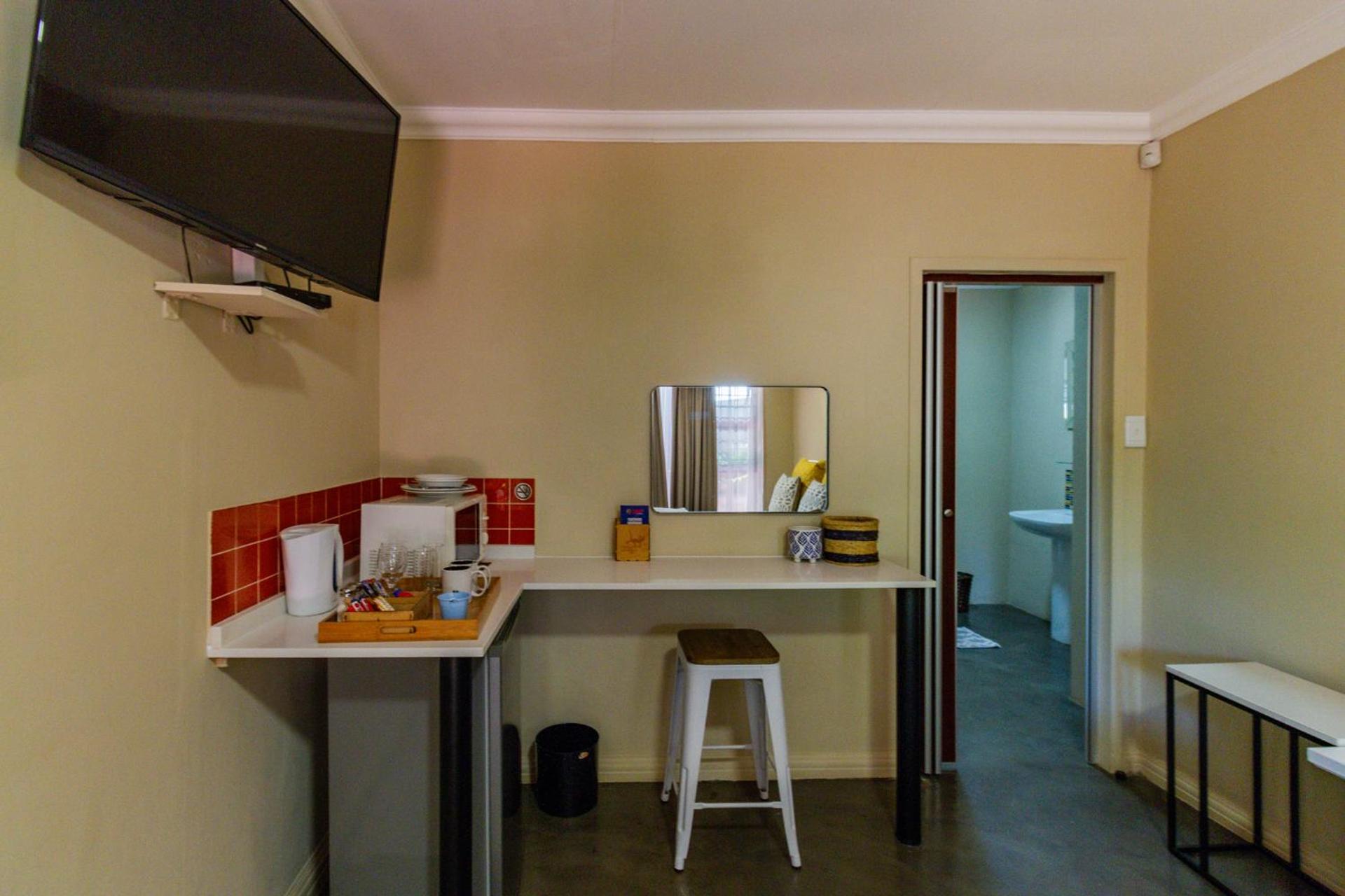 Pumleni Guesthouse - Photo 47