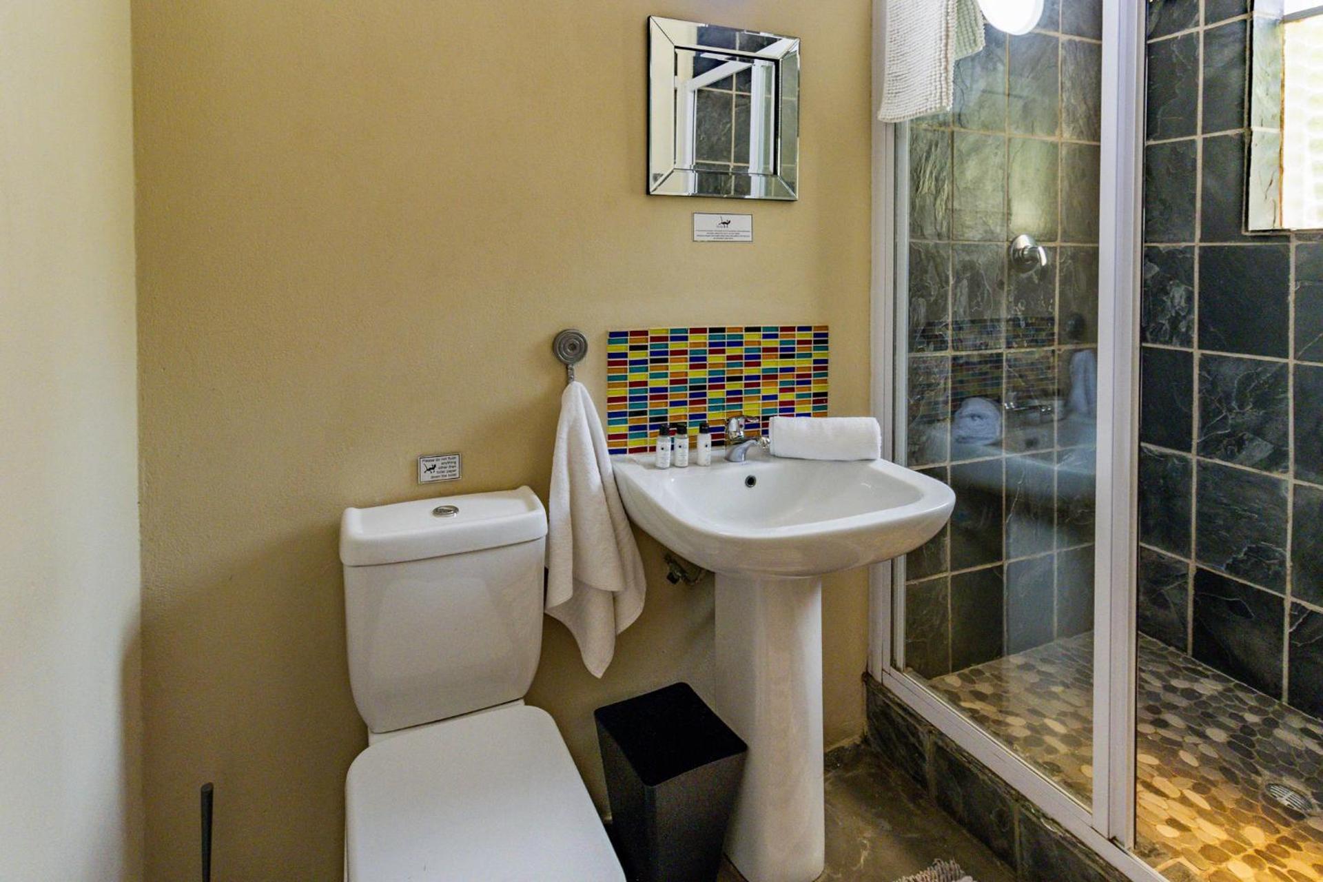 Pumleni Guesthouse - Photo 43