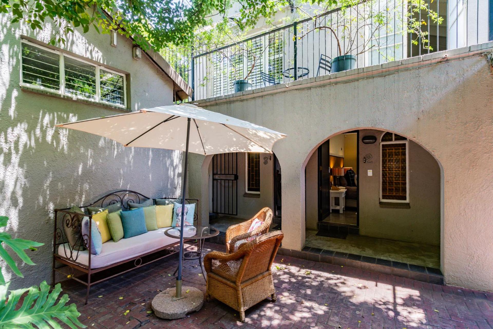 Pumleni Guesthouse - Photo 13