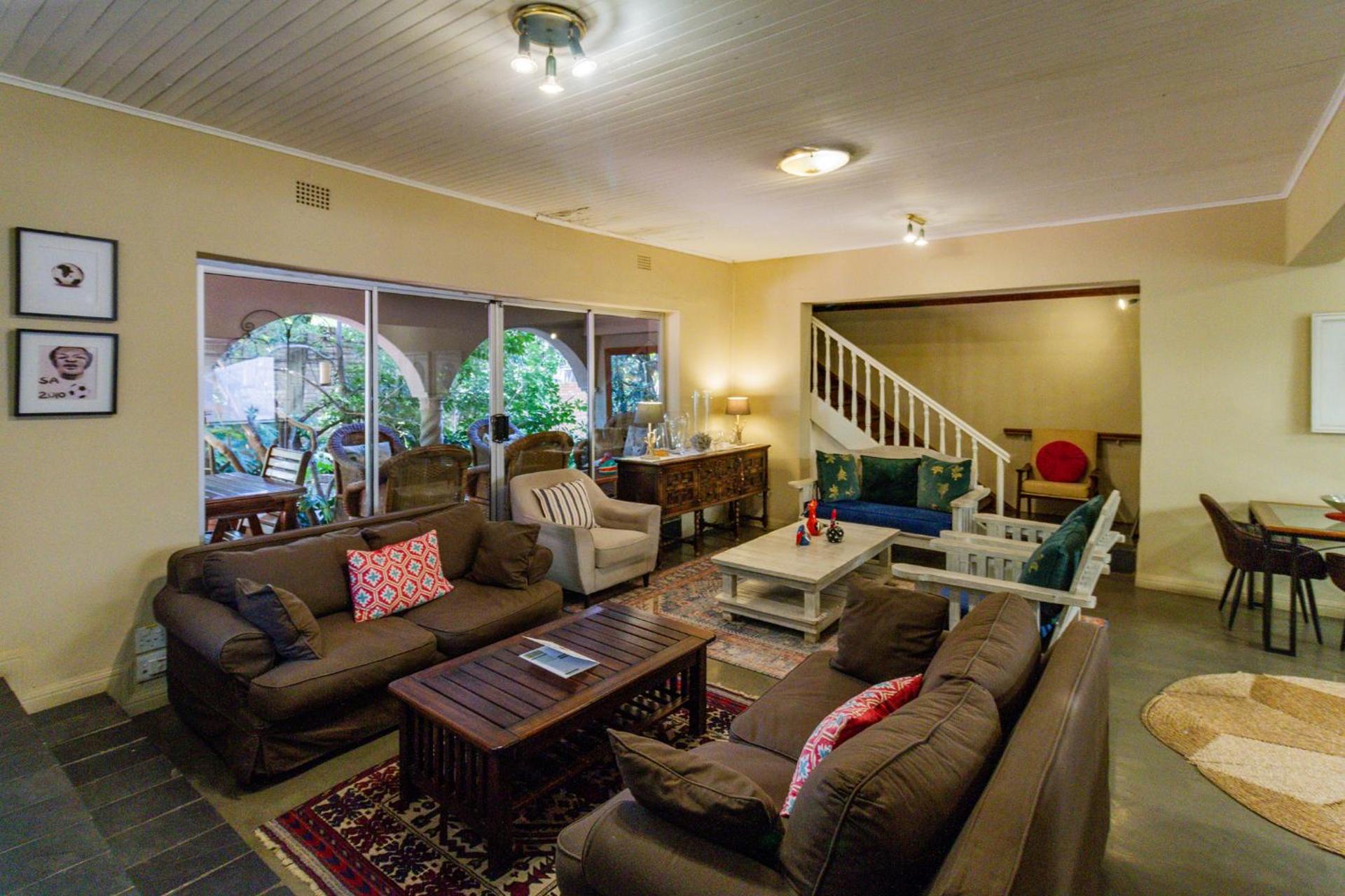 Pumleni Guesthouse - Photo 14