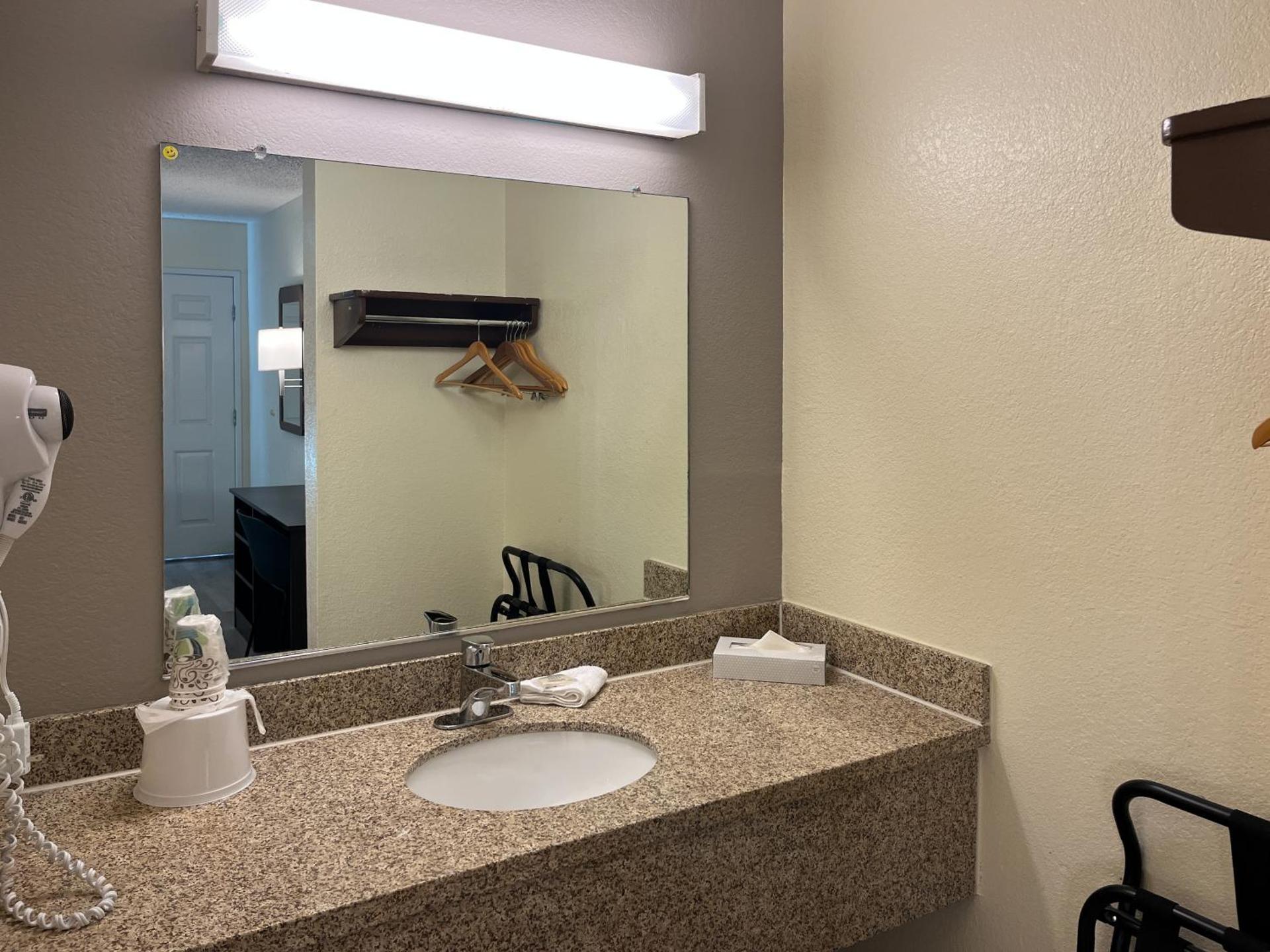 Motel 6 Las Vegas, NV - Strip - Photo 30