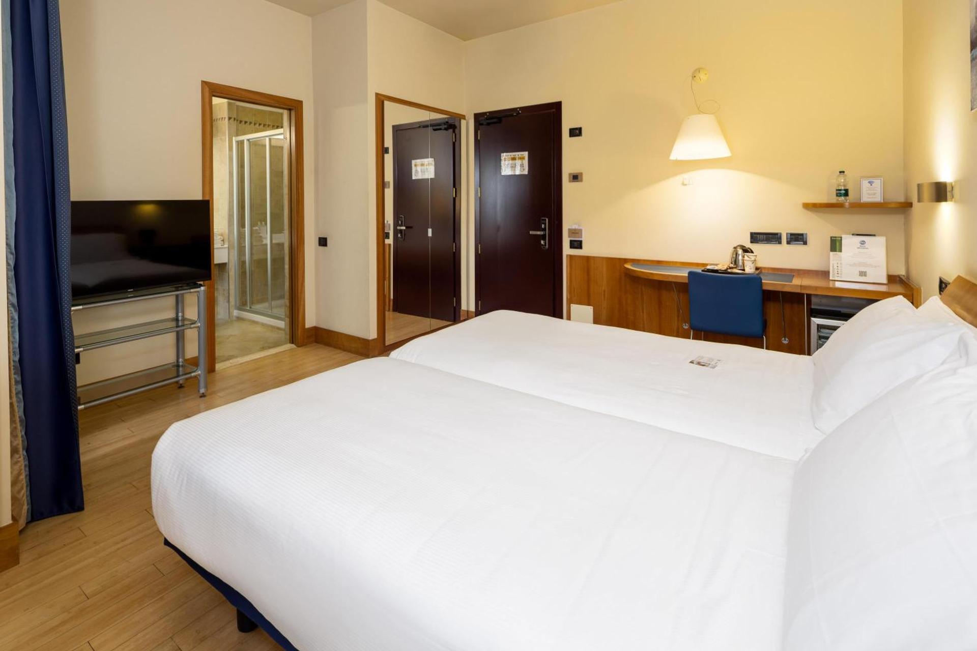 Best Western Hotel Luxor - Photo 50