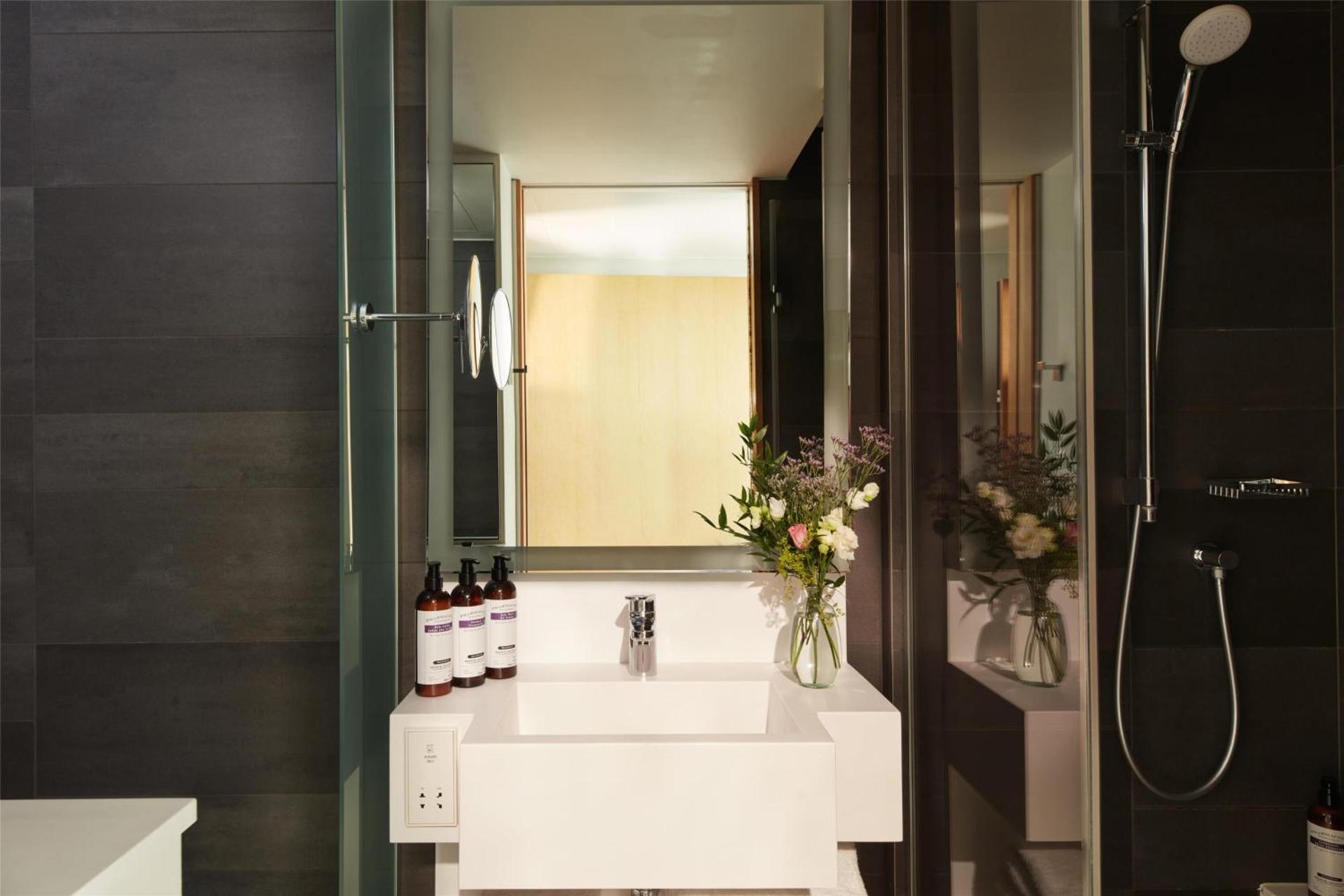 Hyatt Regency Paris Etoile - Photo 46