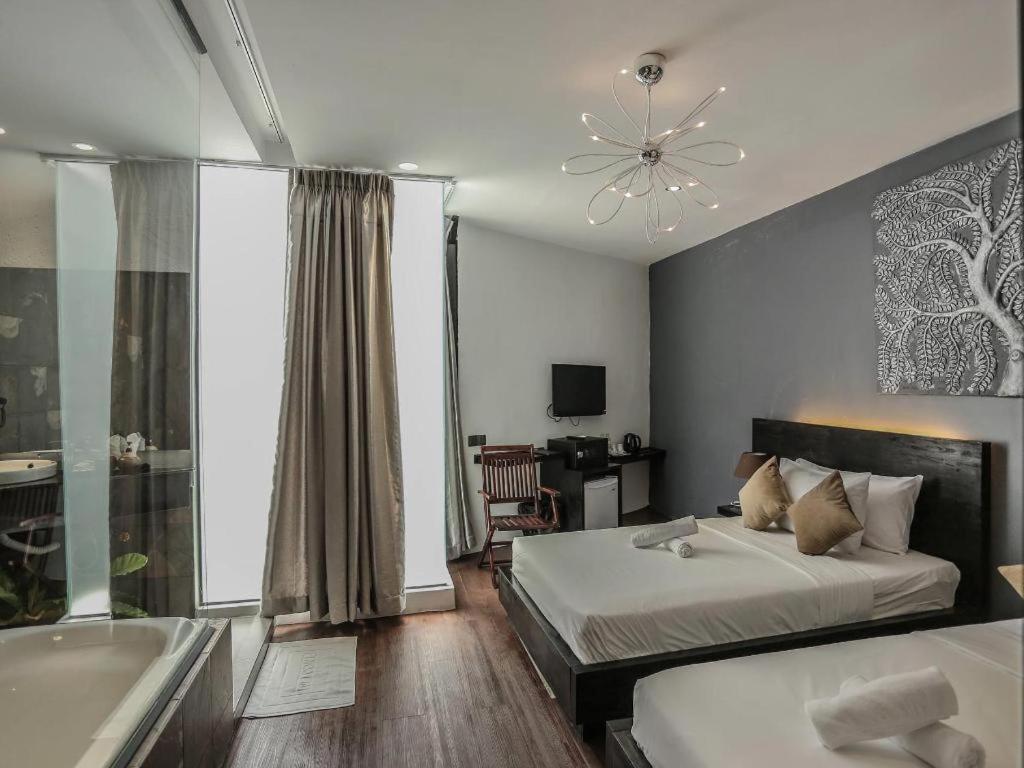 De Art Hotel - Photo 71