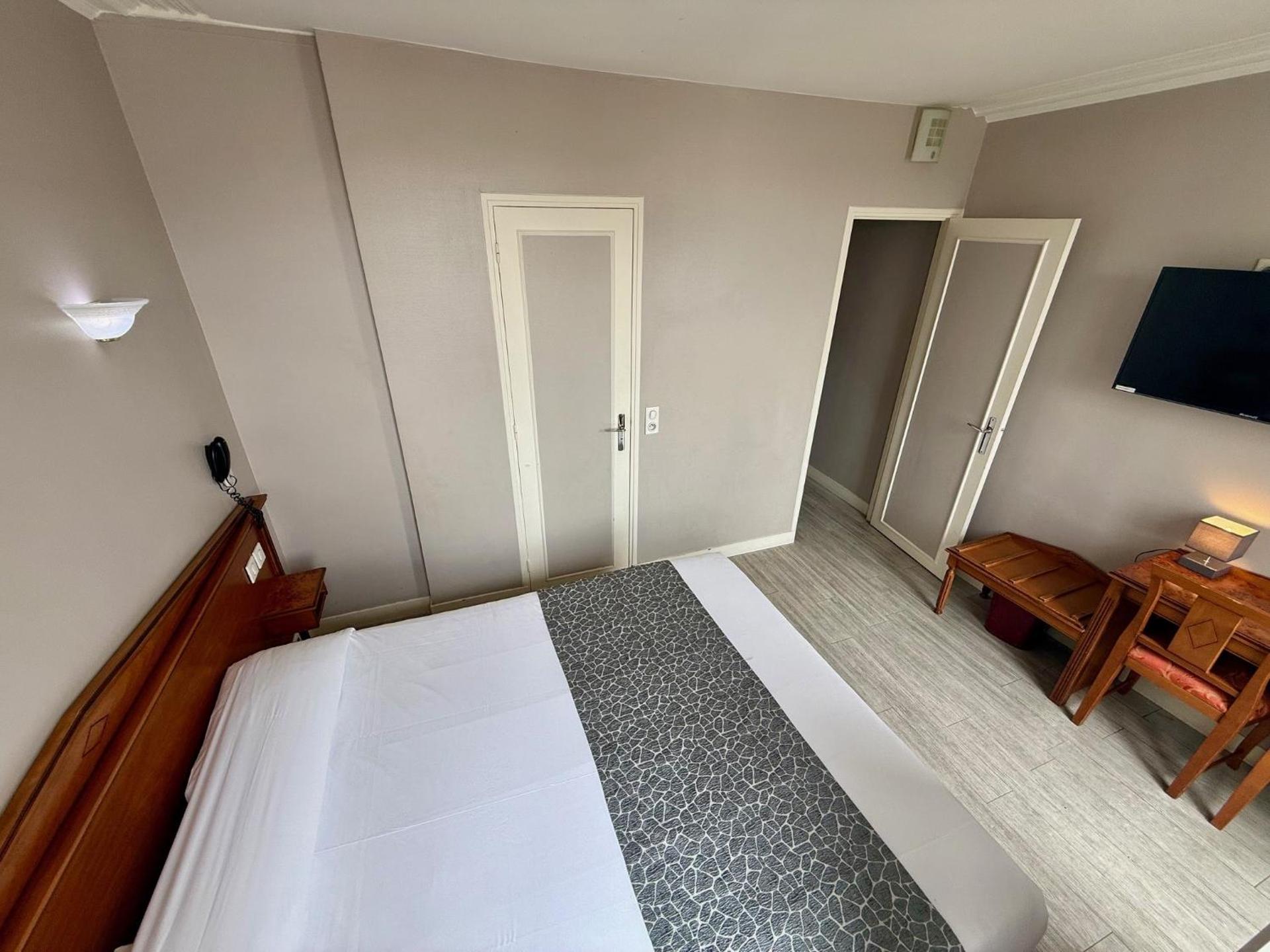 New Hôtel Gare Du Nord - Photo 2