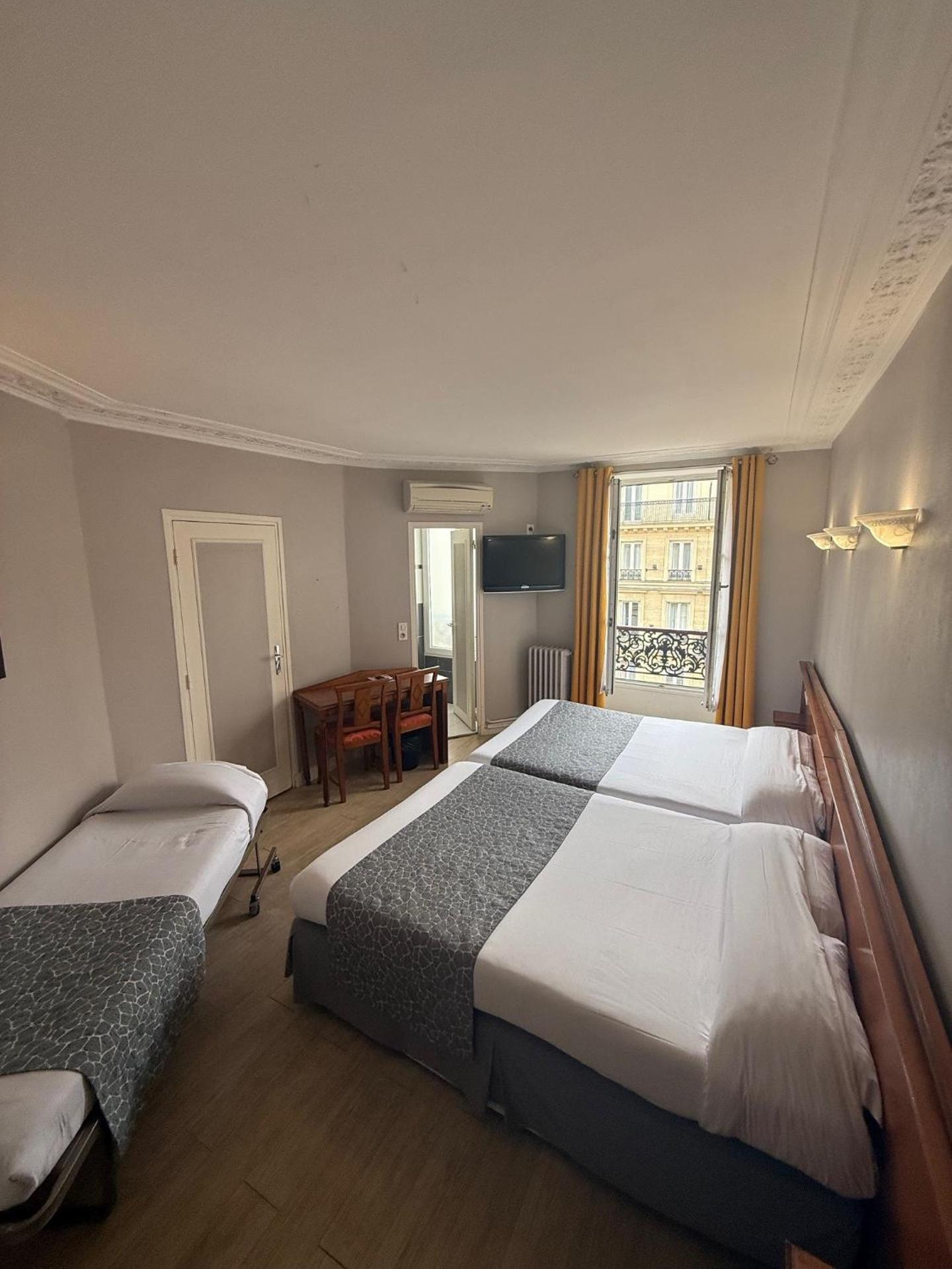 New Hôtel Gare Du Nord - Photo 25