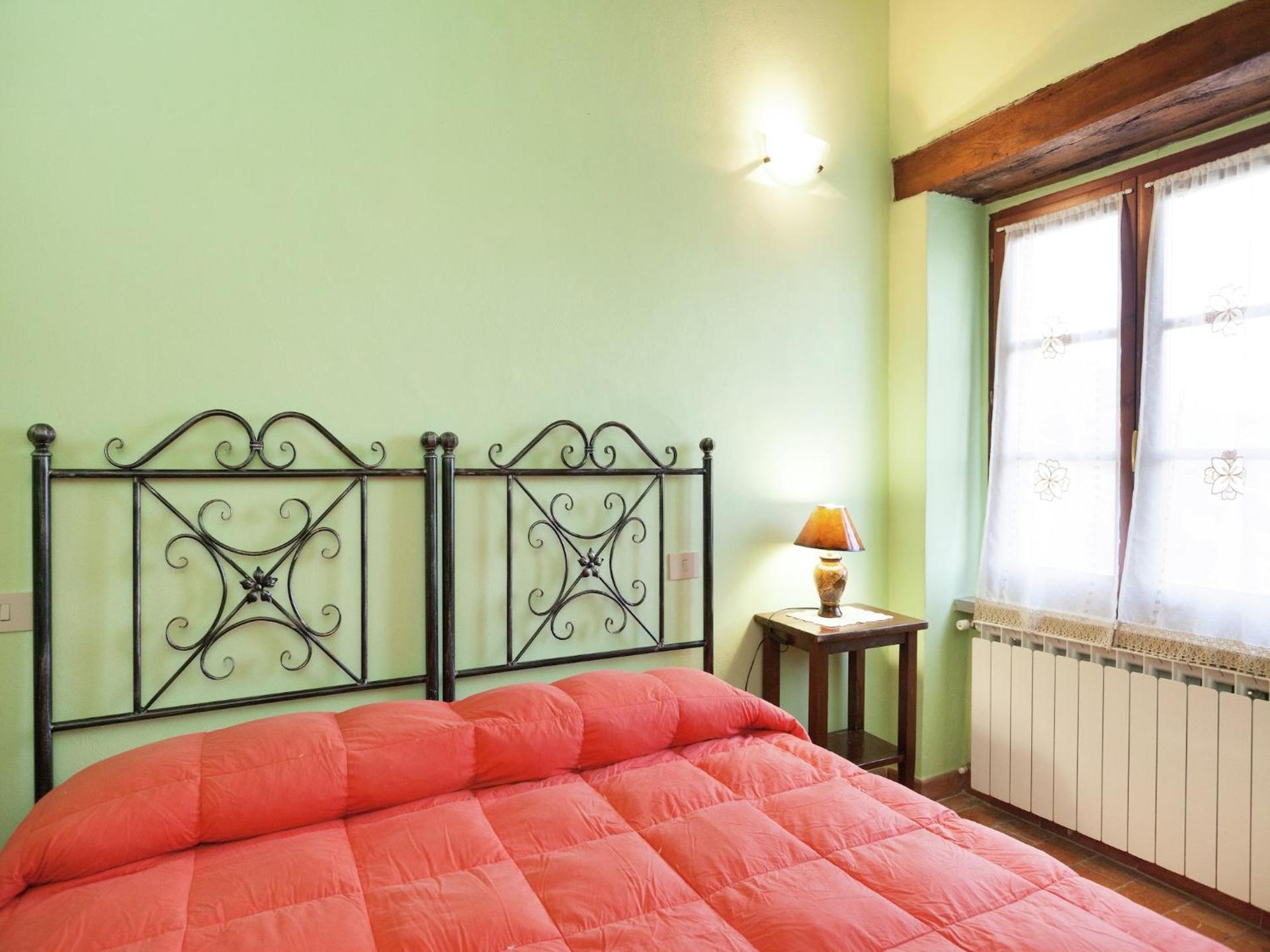 Farmhouse in Apecchio with Swimming Pool, Terrace, Garden - Photo 15