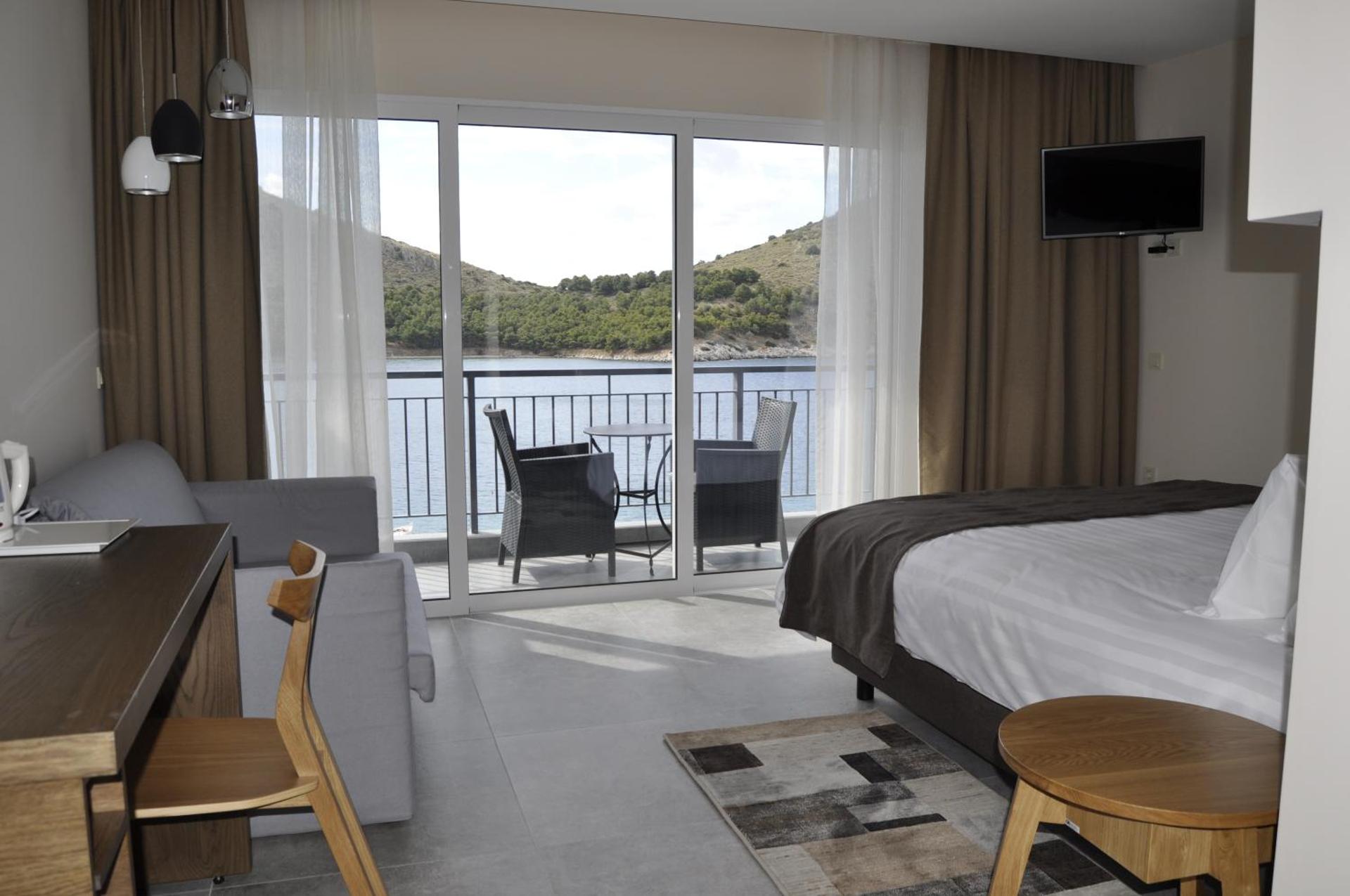 Minoa Hotel - Photo 12