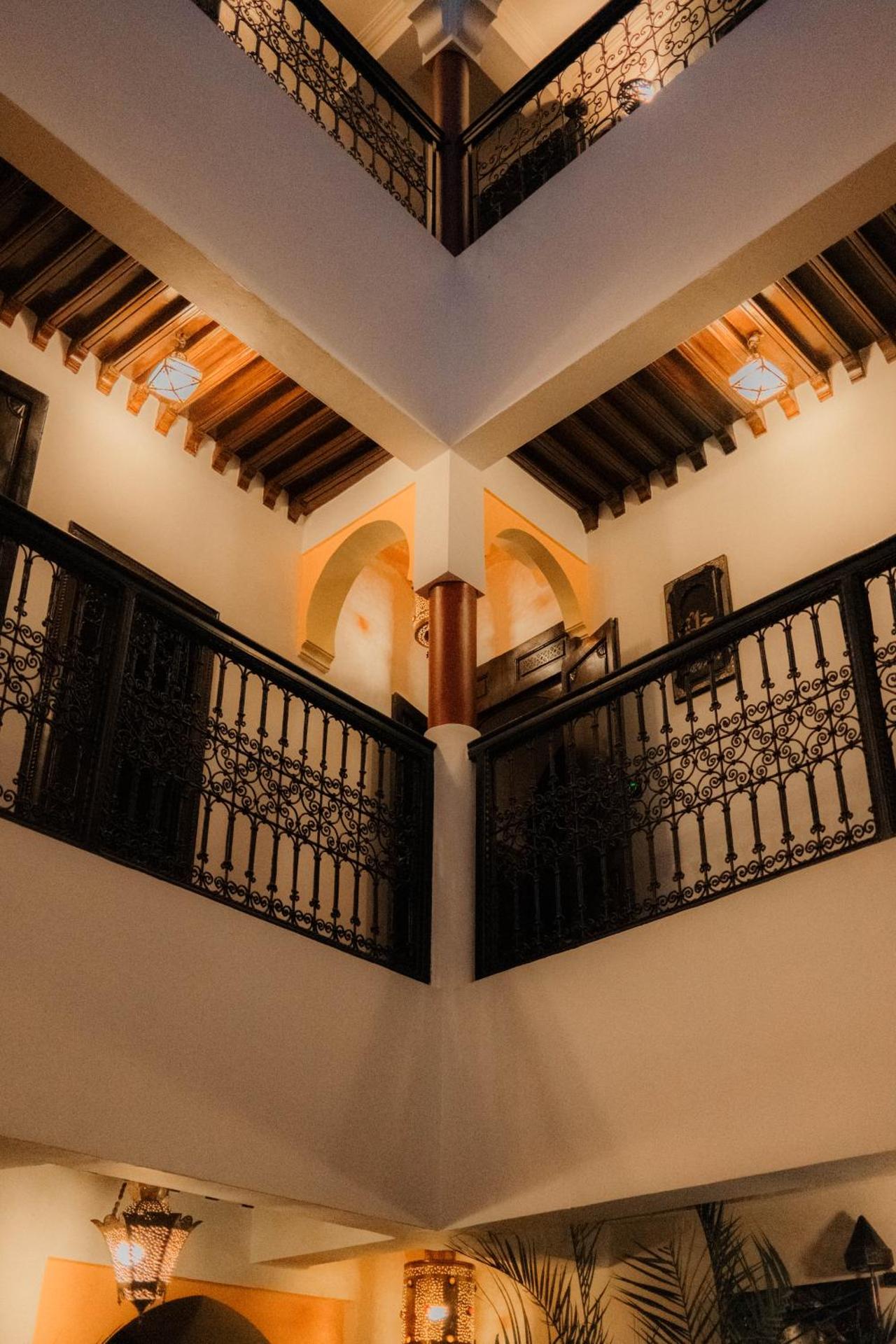 Riad Ajebel - Photo 102