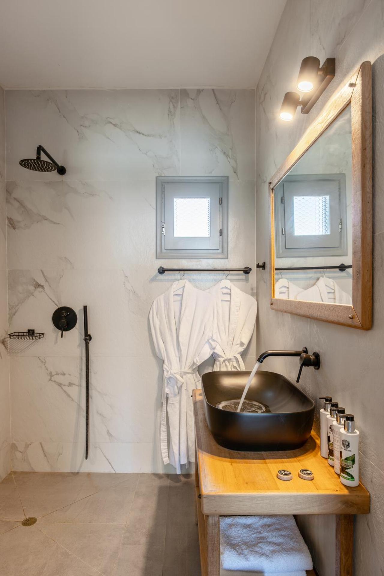 Thermes Luxury Villas And Spa - Photo 83