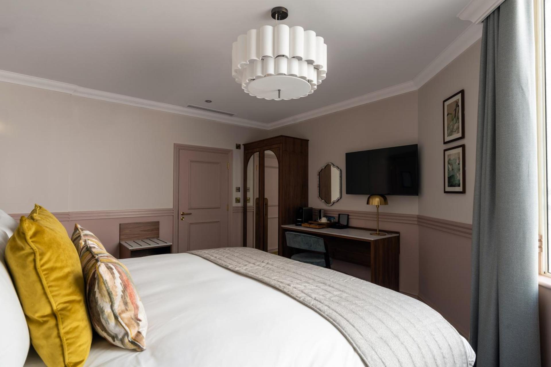 The Chamberlain - Photo 60