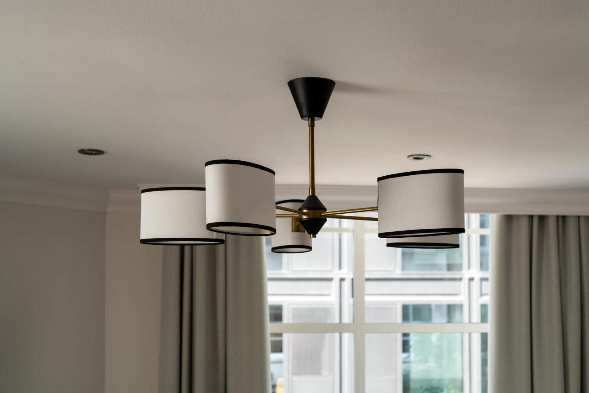 The Chamberlain - Photo 85