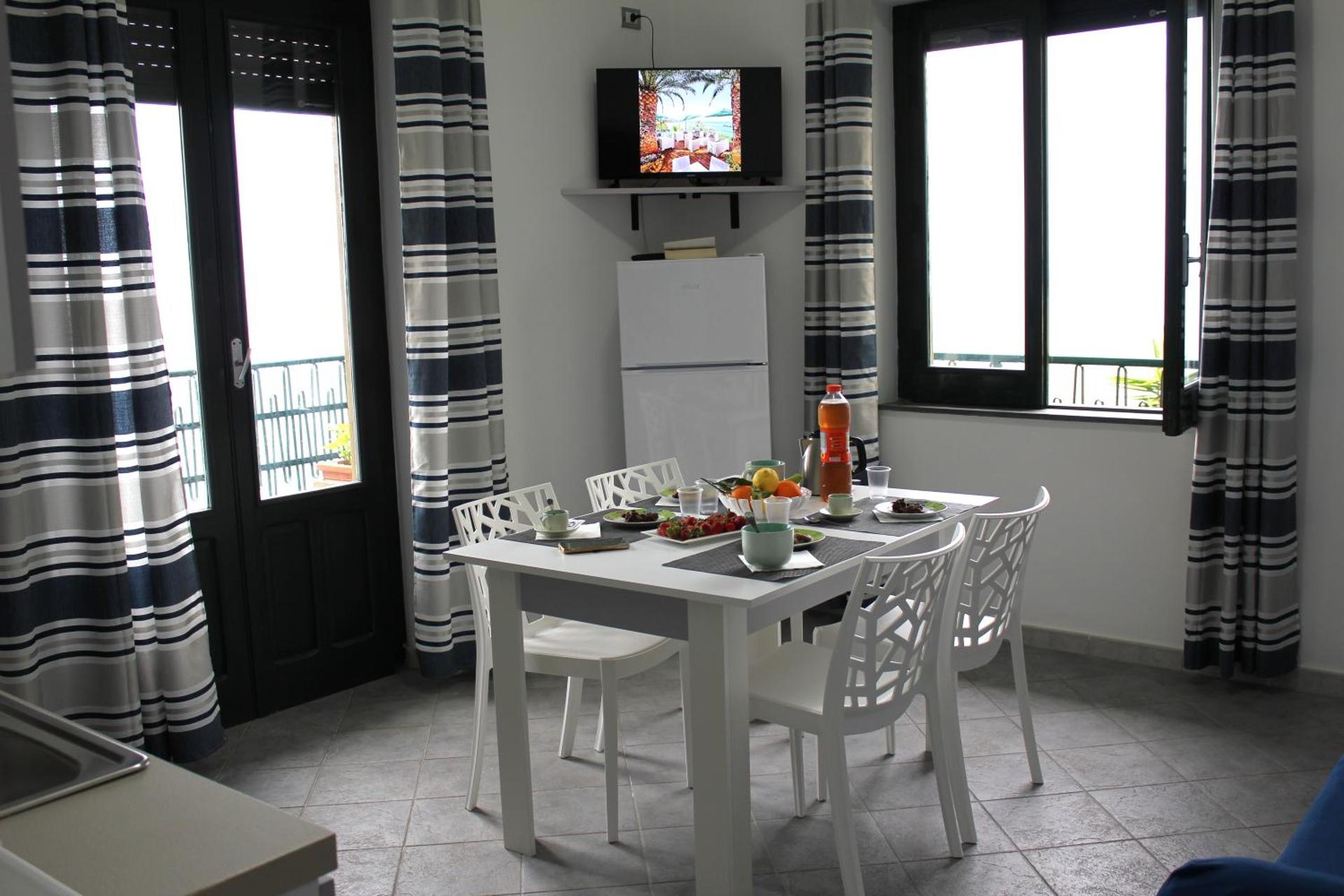 Villa Anita Apartments - Photo 18