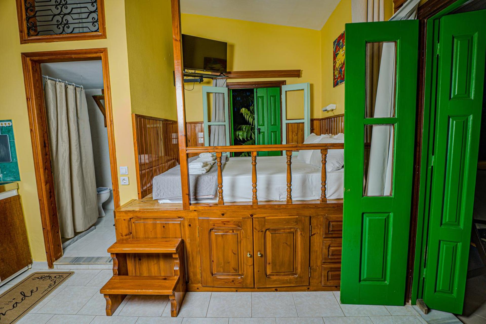 Symi Garden Studios - Photo 32