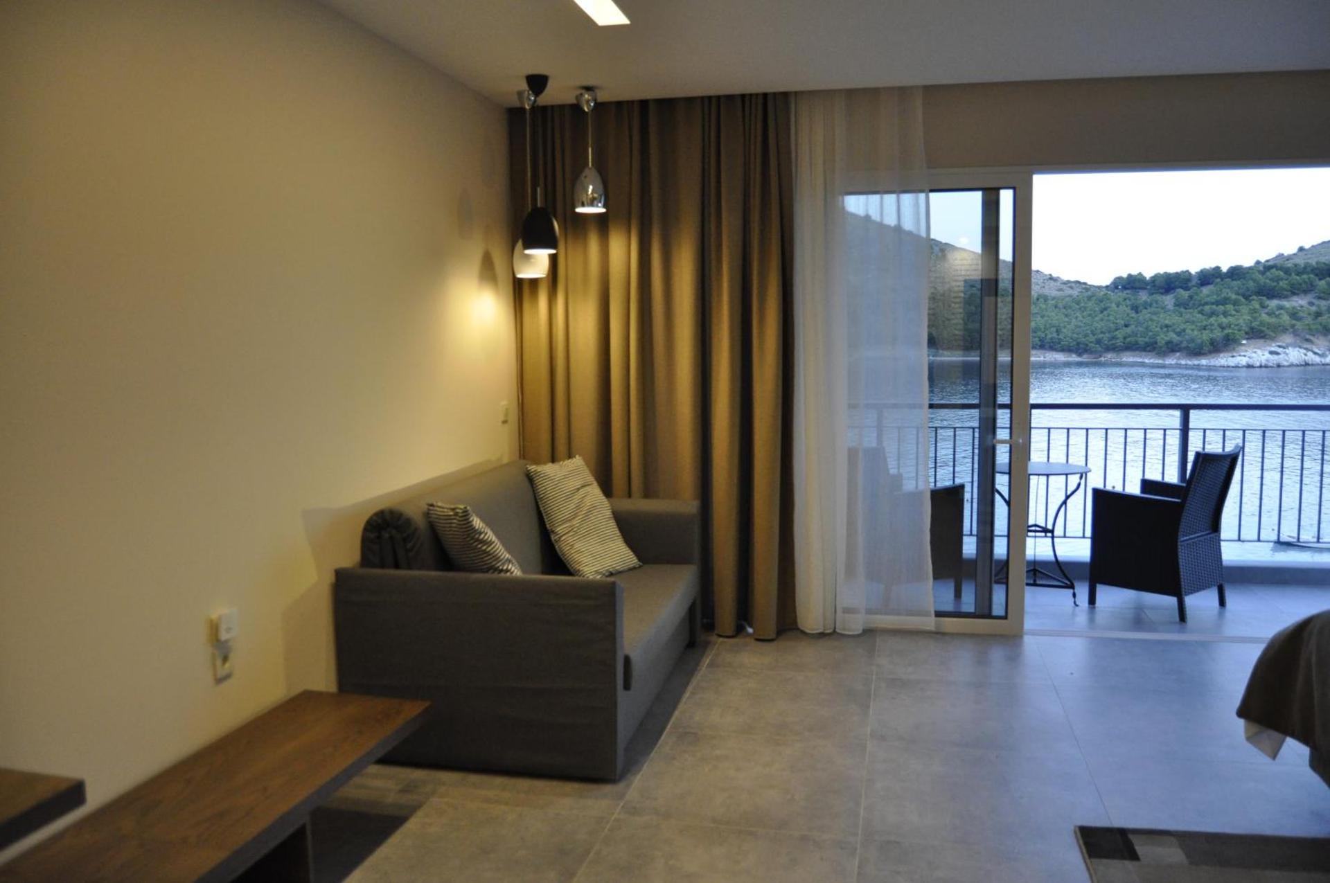 Minoa Hotel - Photo 15