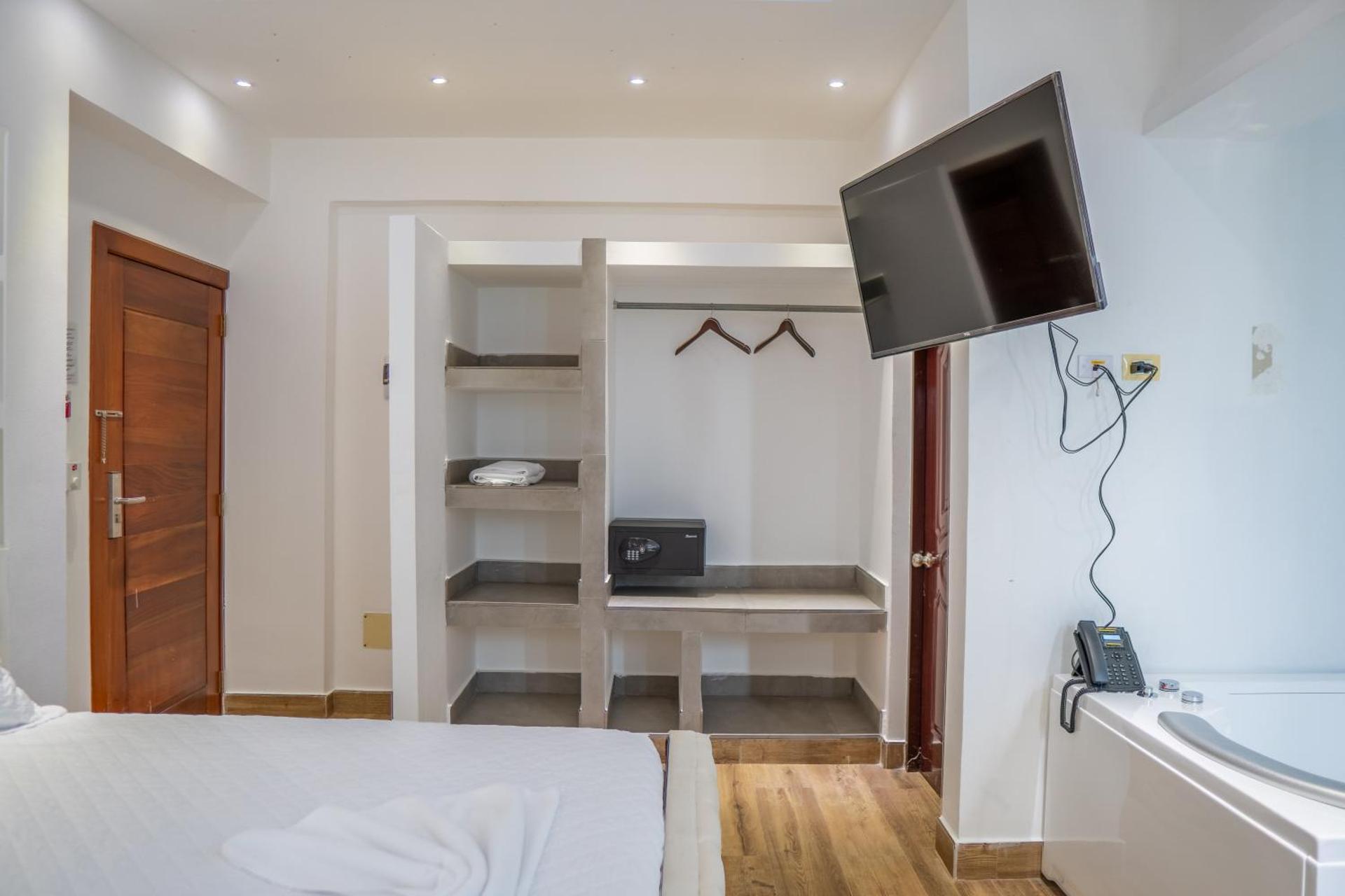 Hotel Gran Real Punta Cana - Photo 8