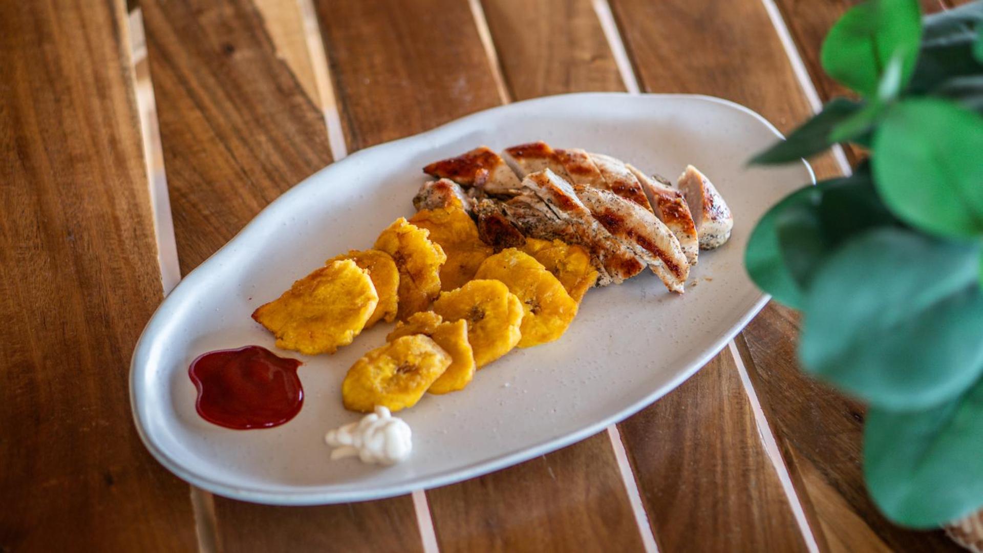 Hotel Gran Real Punta Cana - Photo 2