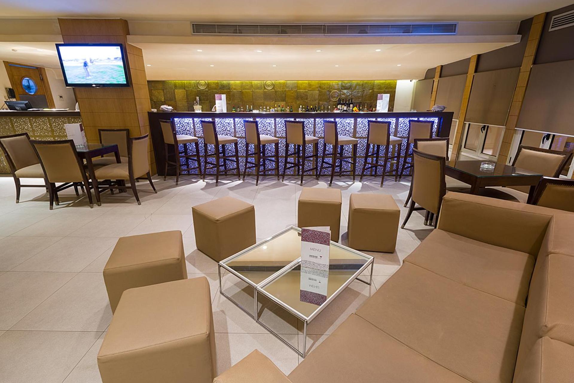 Golf Royal Hotel - Photo 4