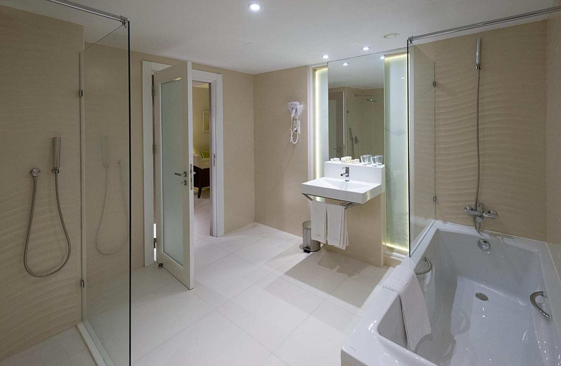 Golf Royal Hotel - Photo 41