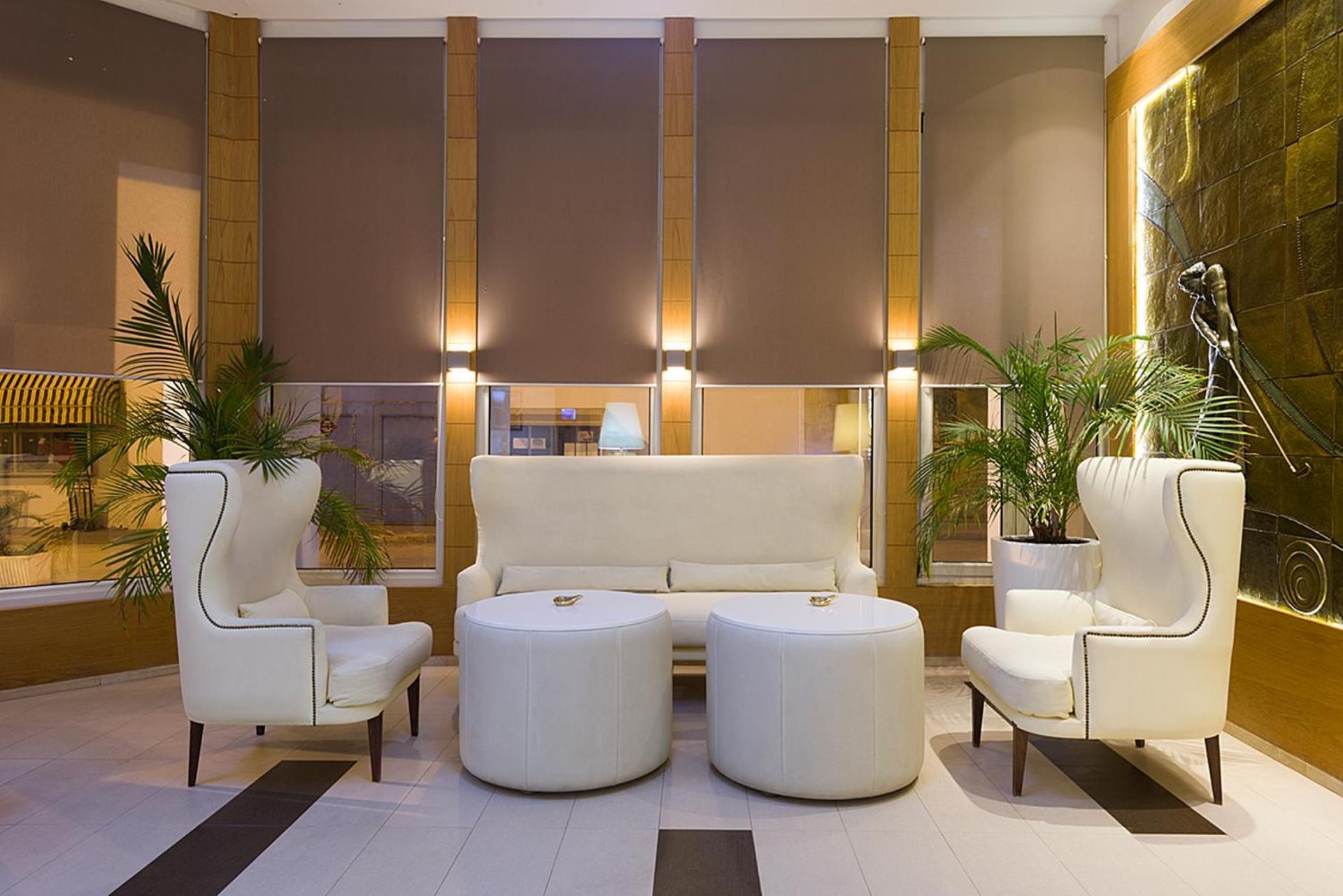 Golf Royal Hotel - Photo 61