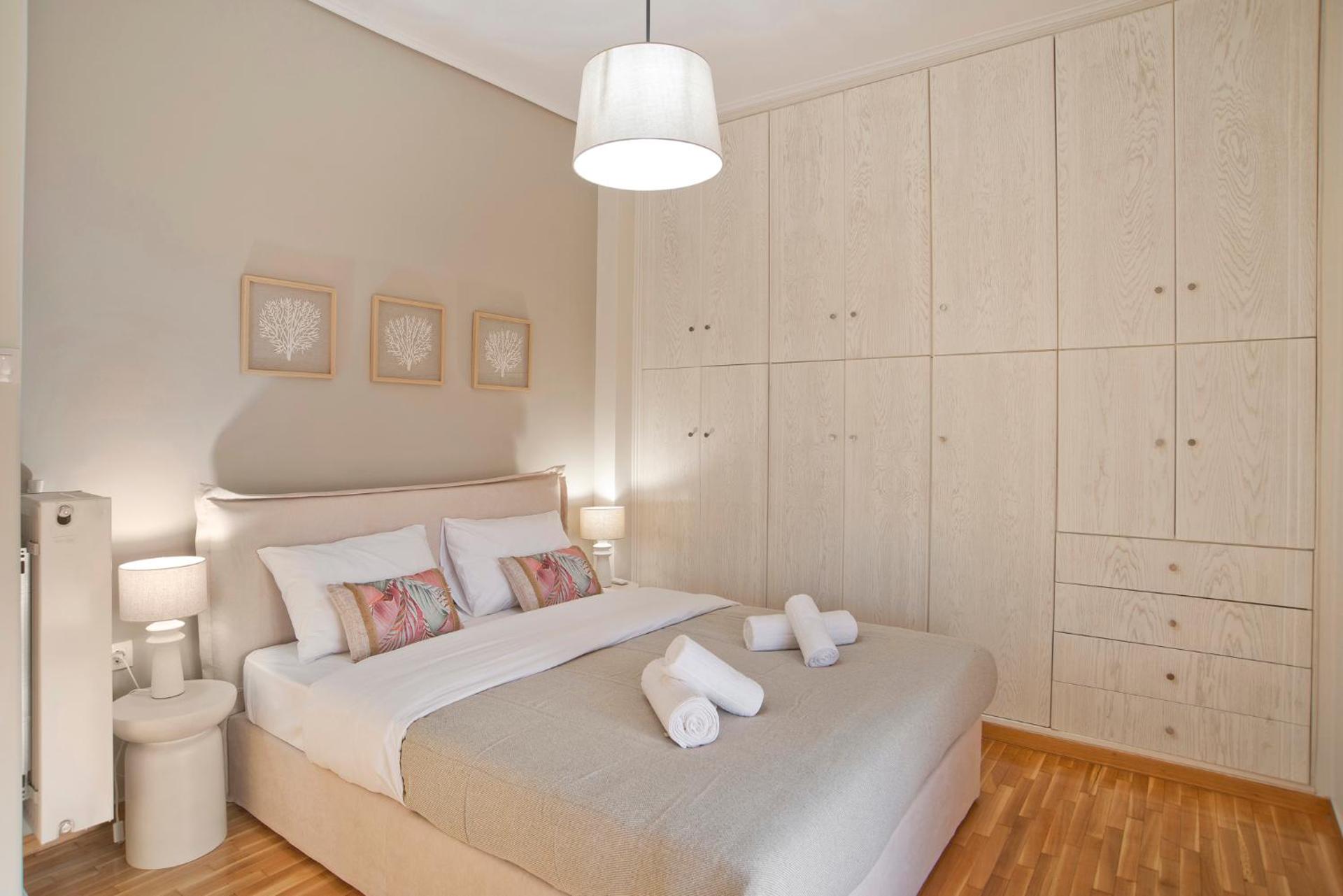 Kary's Acropolis View Luxury 2BR, 2 BA, Jacuzzi - Photo 19