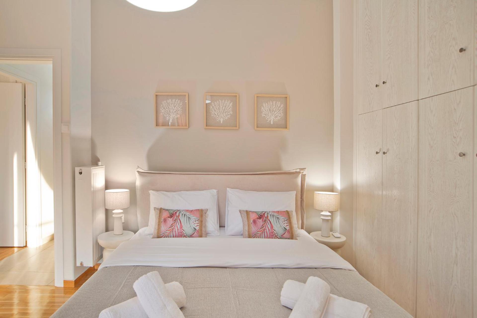 Kary's Acropolis View Luxury 2BR, 2 BA, Jacuzzi - Photo 20